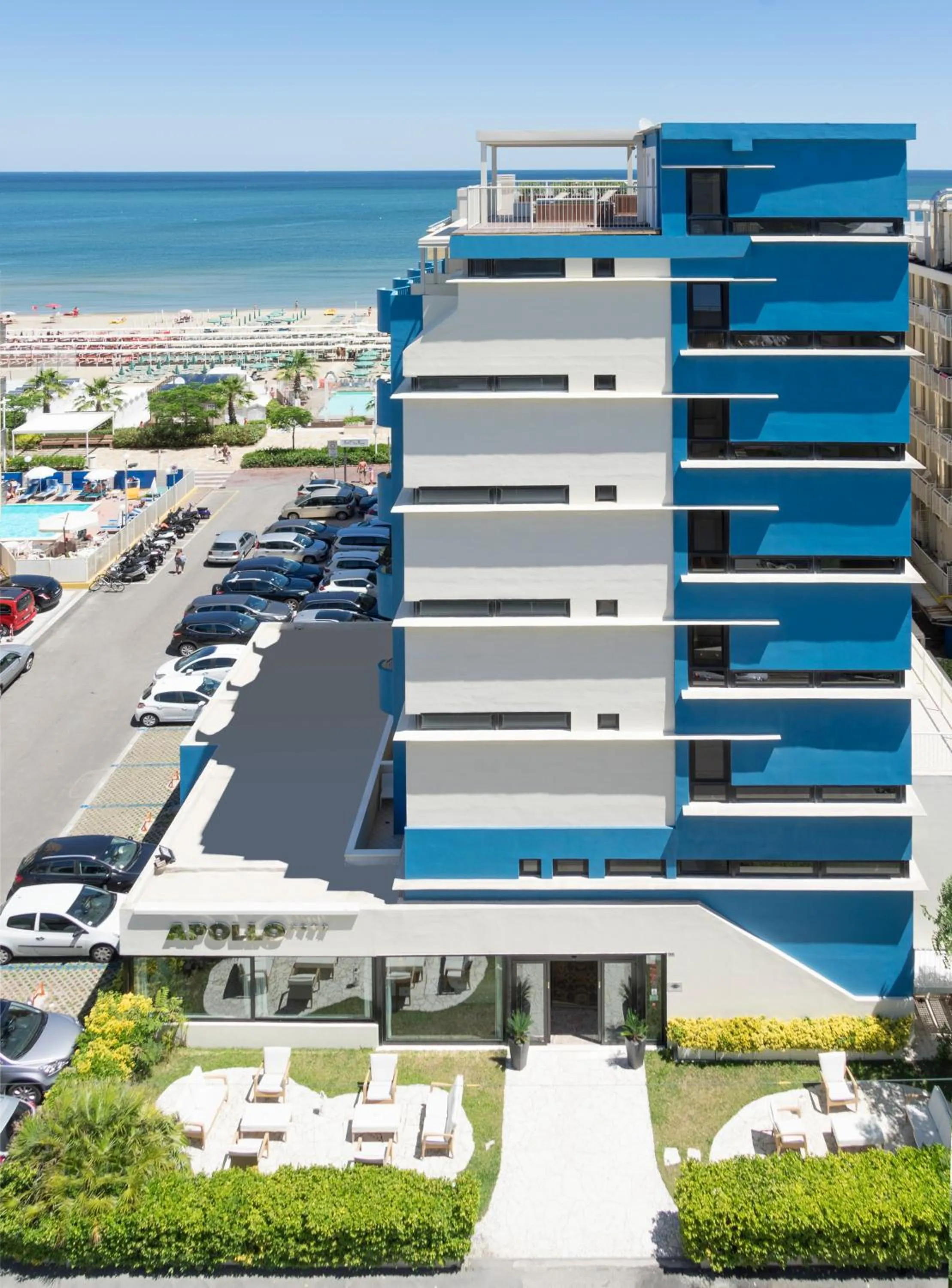 Property building in Hotel Apollo