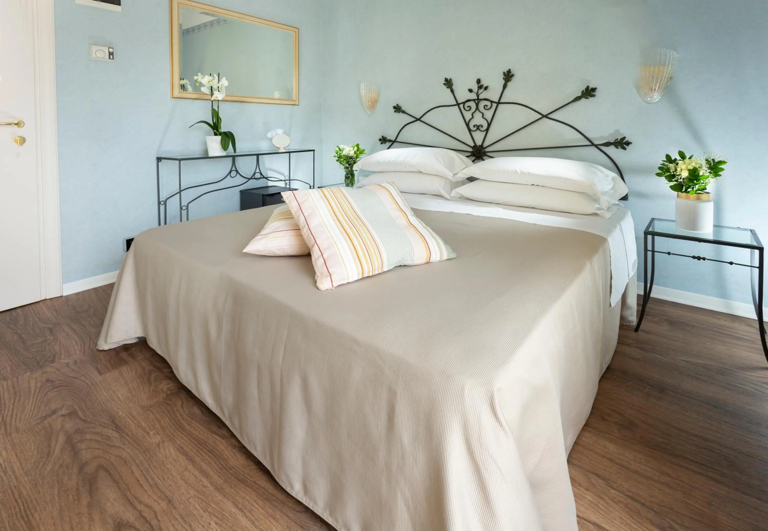 Photo of the whole room, Bed in Hotel Apollo