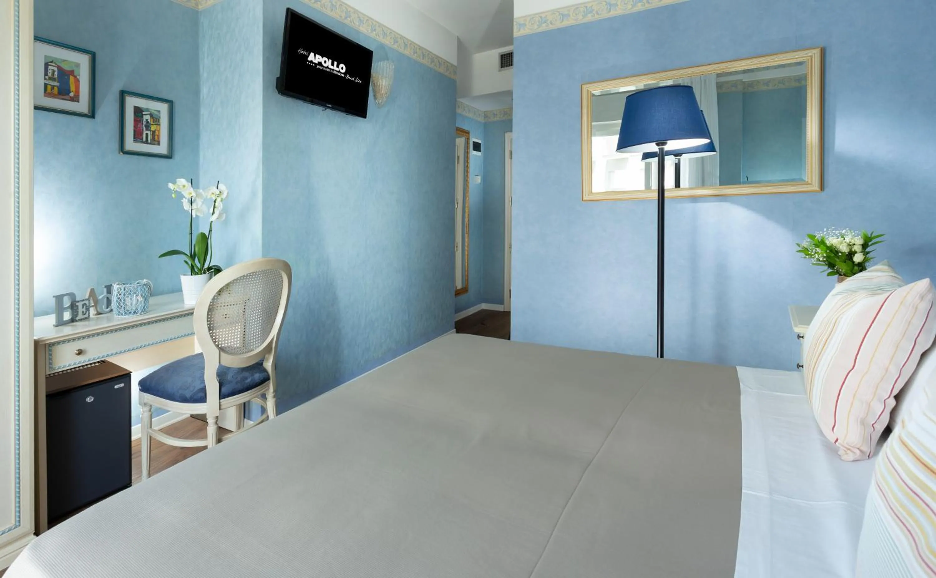 Photo of the whole room, Bed in Hotel Apollo