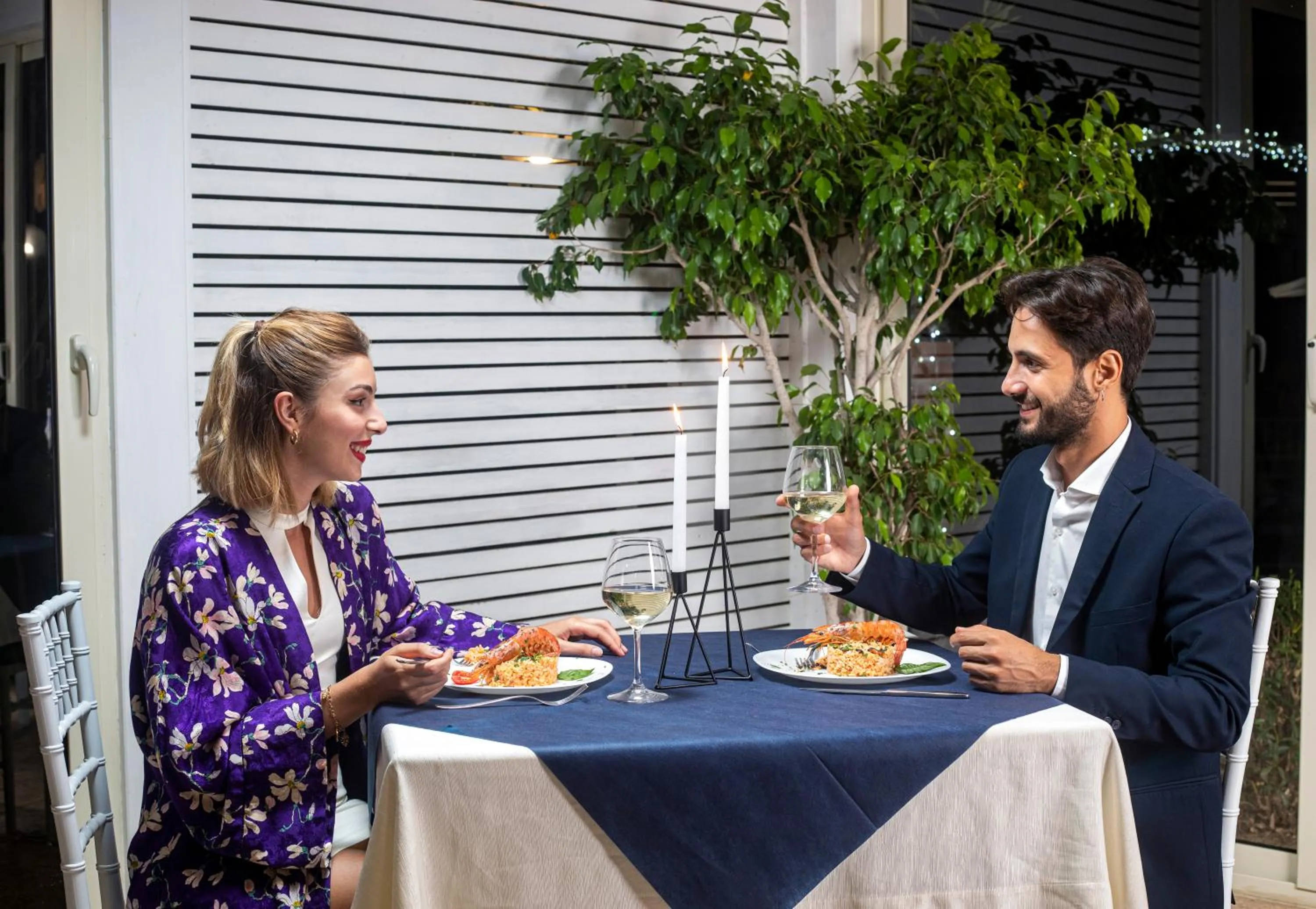 Restaurant/places to eat in Park Oasi Resort