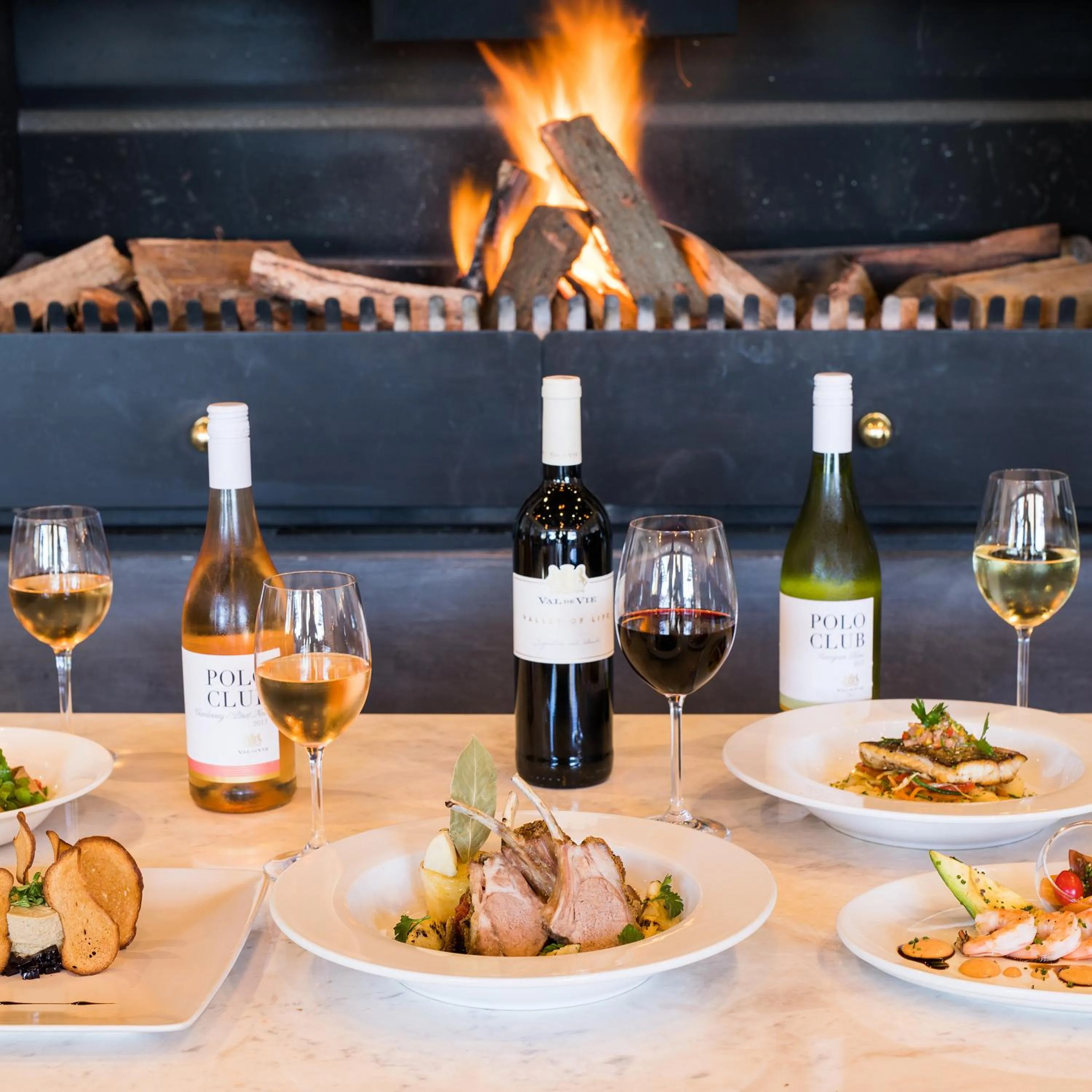 Restaurant/places to eat in Pearl Valley Hotel