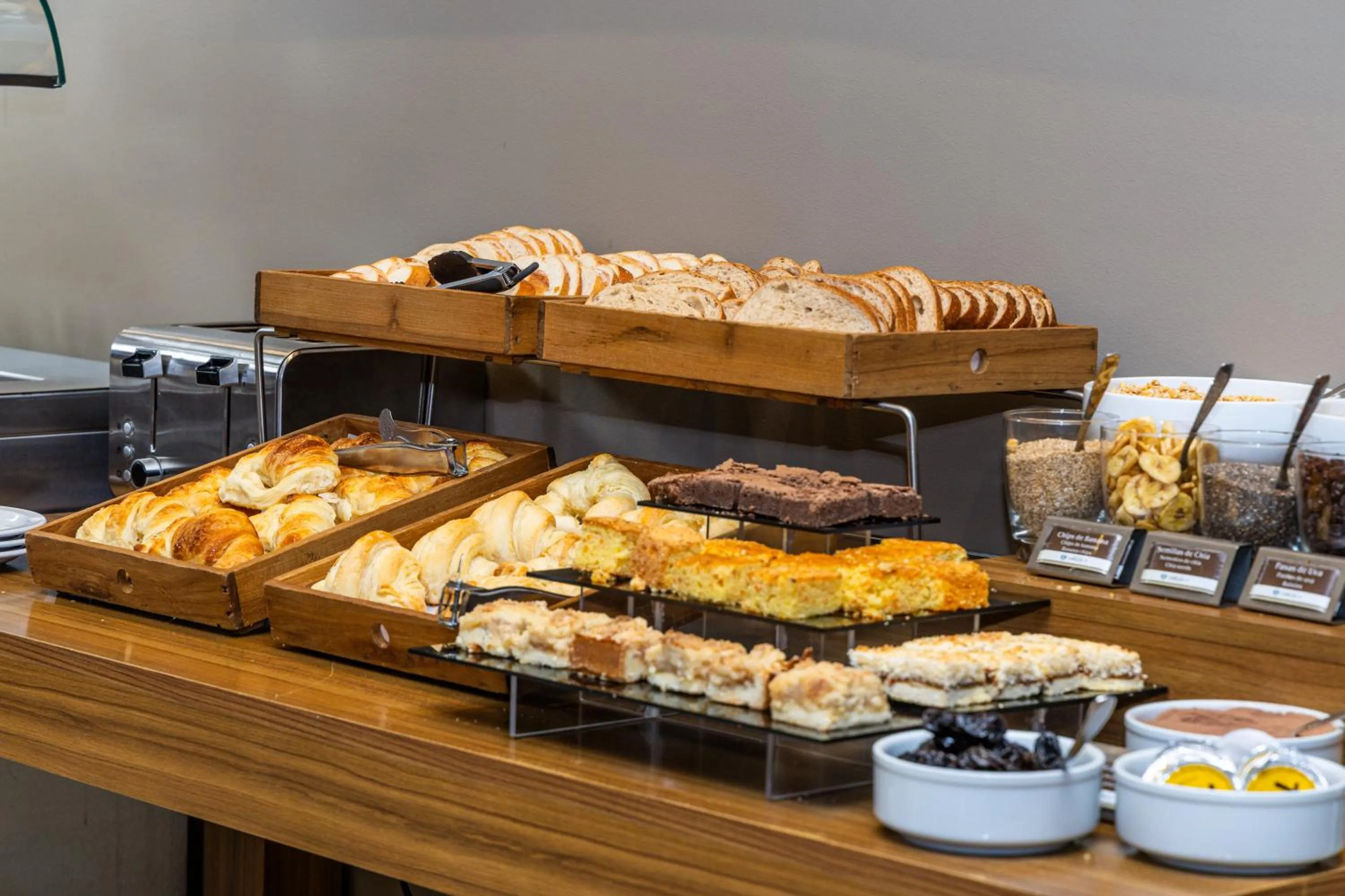 Buffet breakfast in Carlos V Patagonia