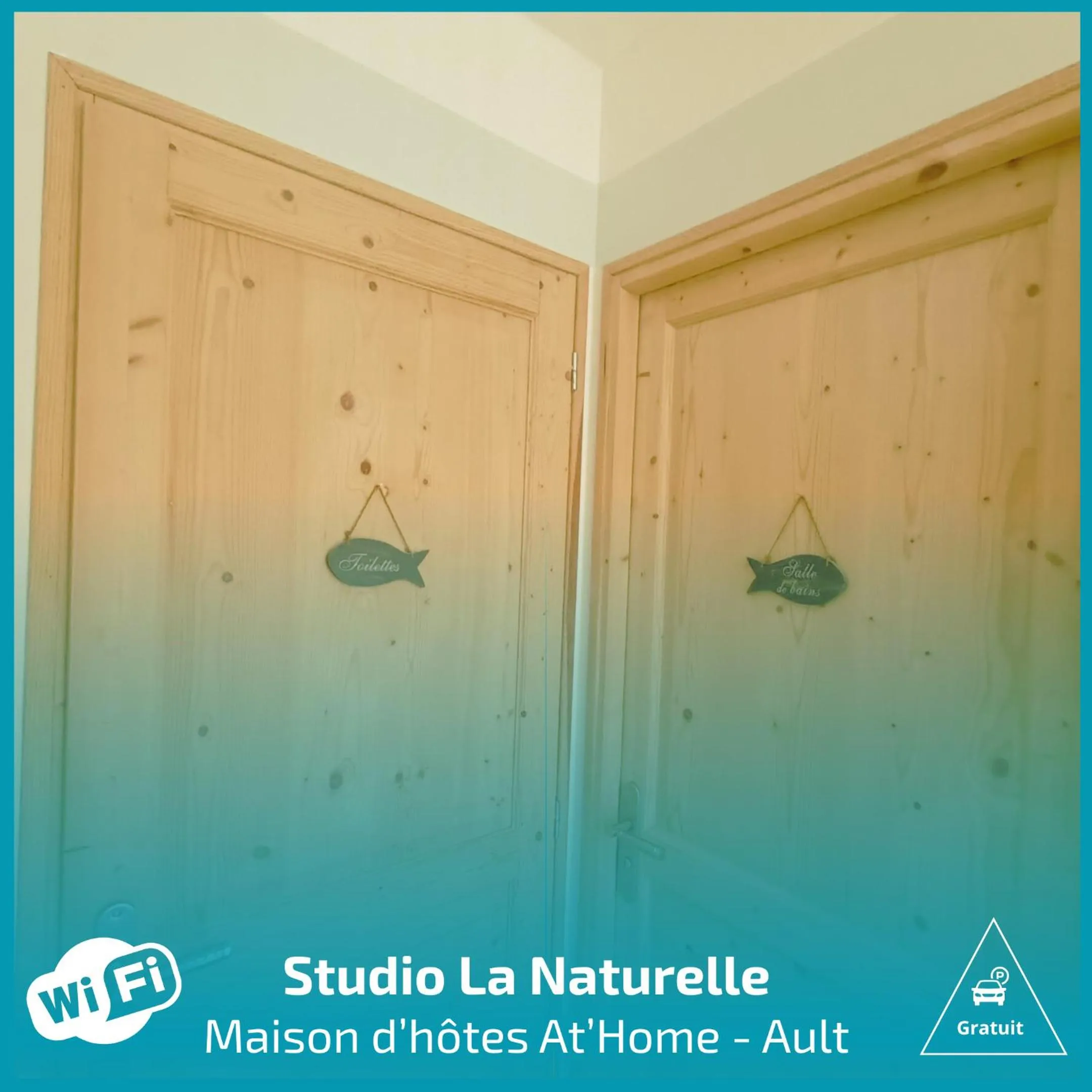 Toilet in Maison d'hôtes "At'Home"