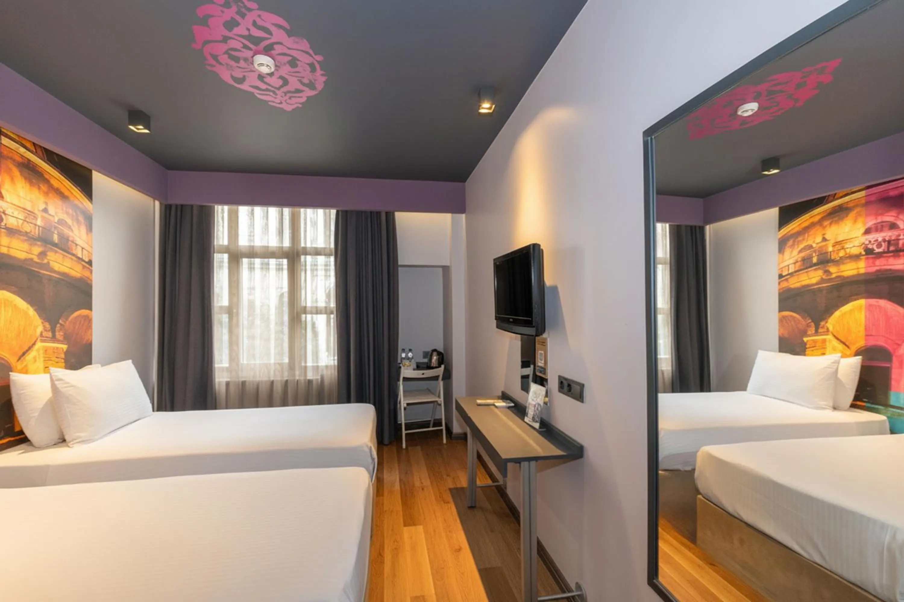 Photo of the whole room, Bed in Tulip City Hotel & Spa