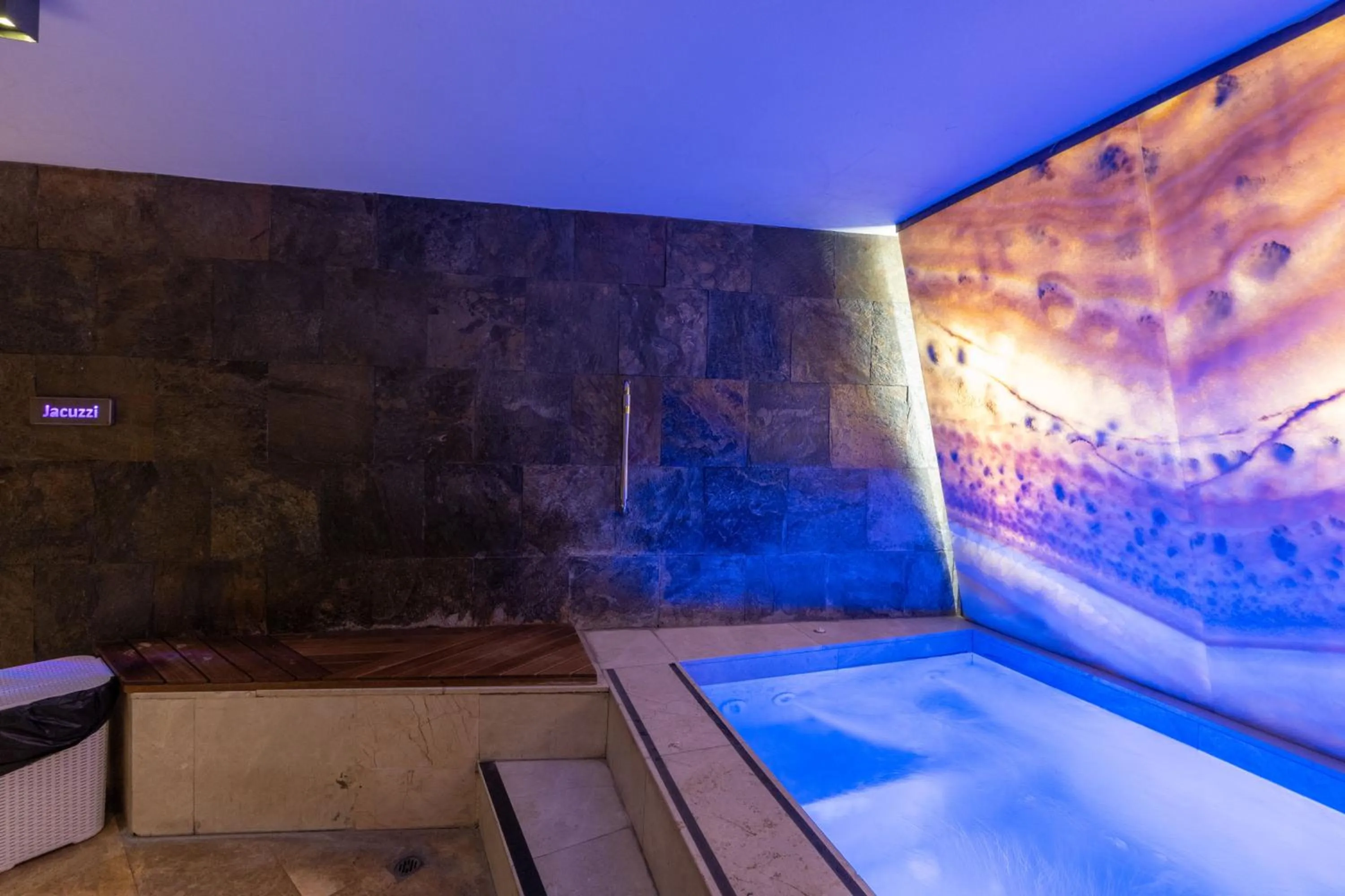 Spa and wellness centre/facilities in Tulip City Hotel & Spa