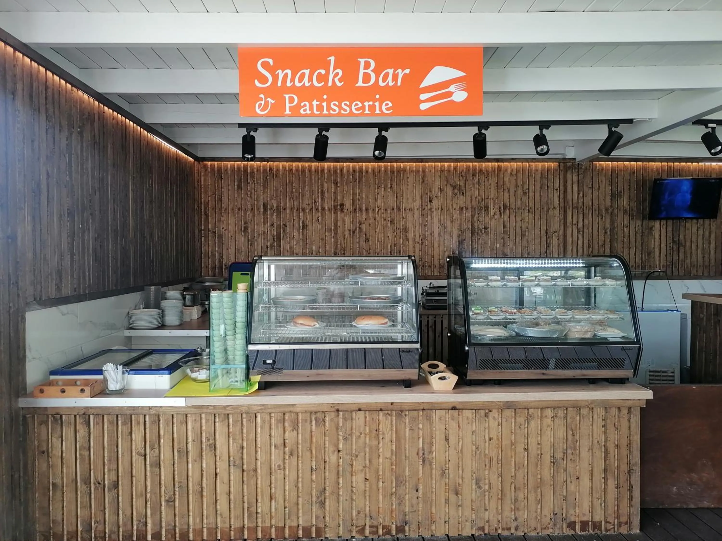 Food and drinks in Delfinia Resort - All Inclusive