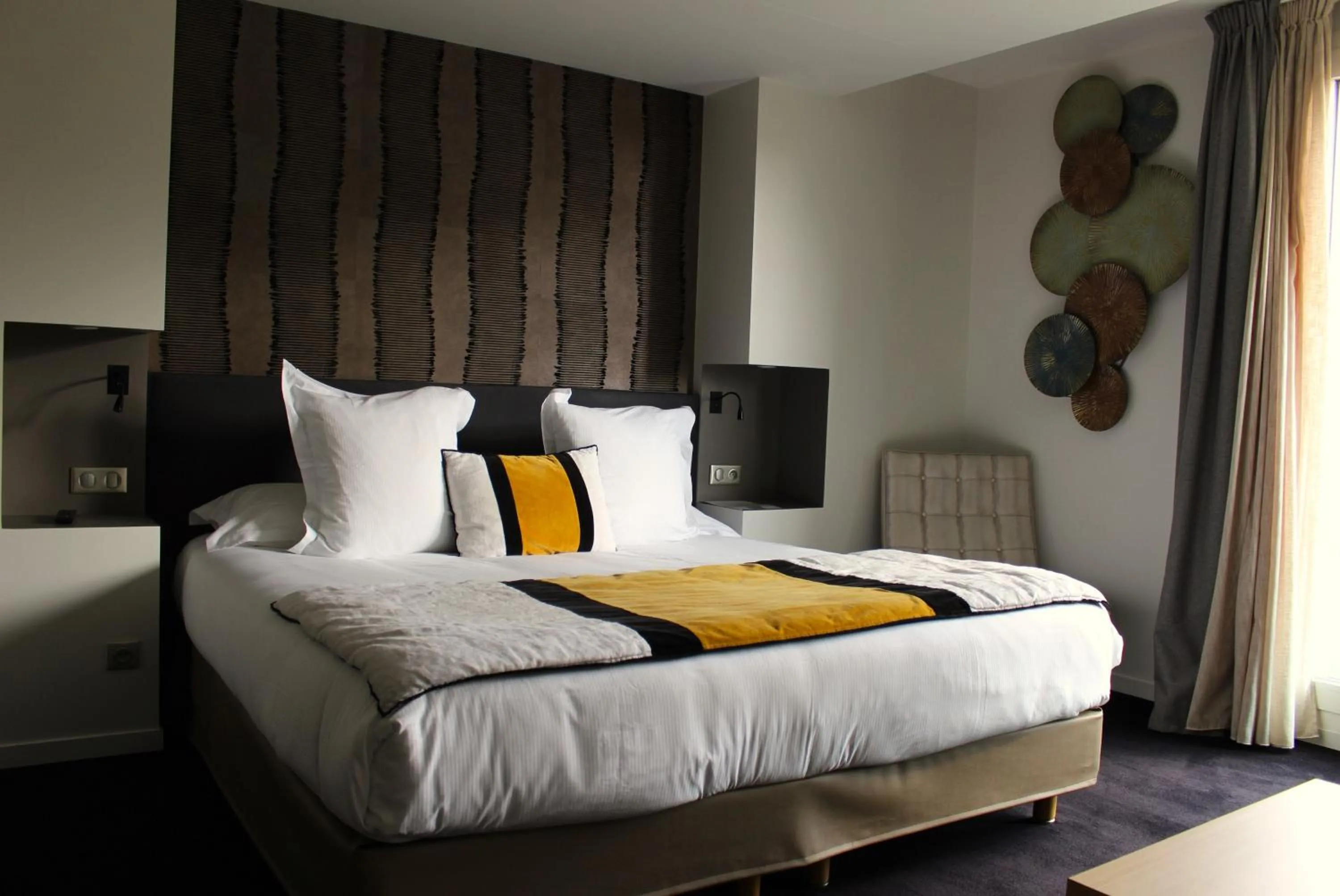 Bed in Le Konine - Hotel & Bar & Restaurant