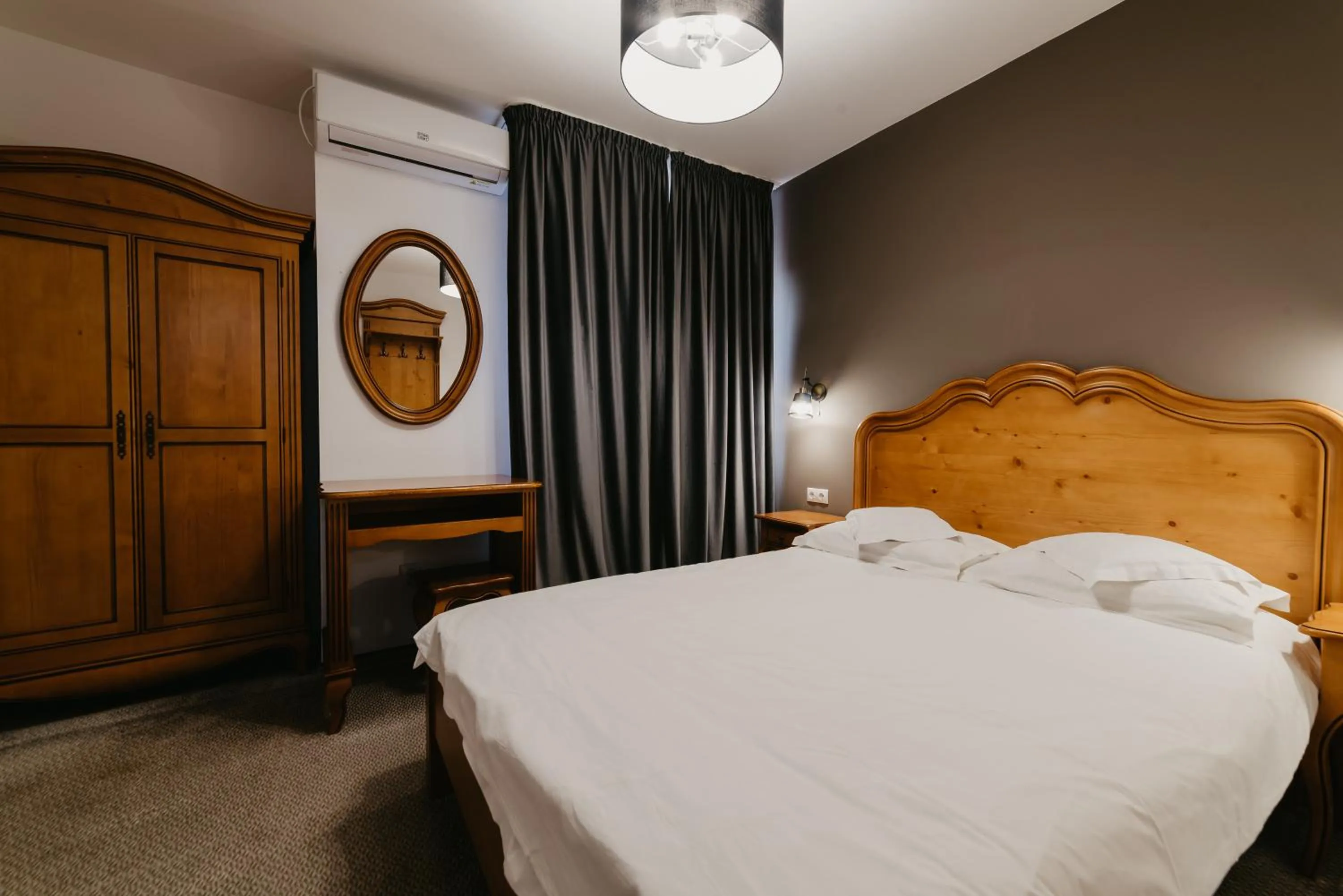 Bed in Meteor Central