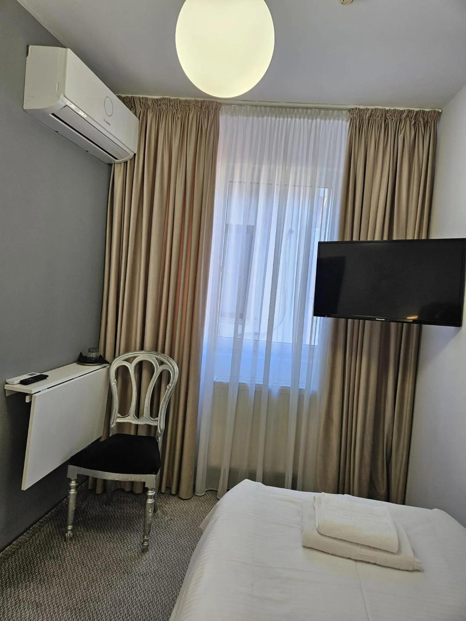 Bed in Meteor Central