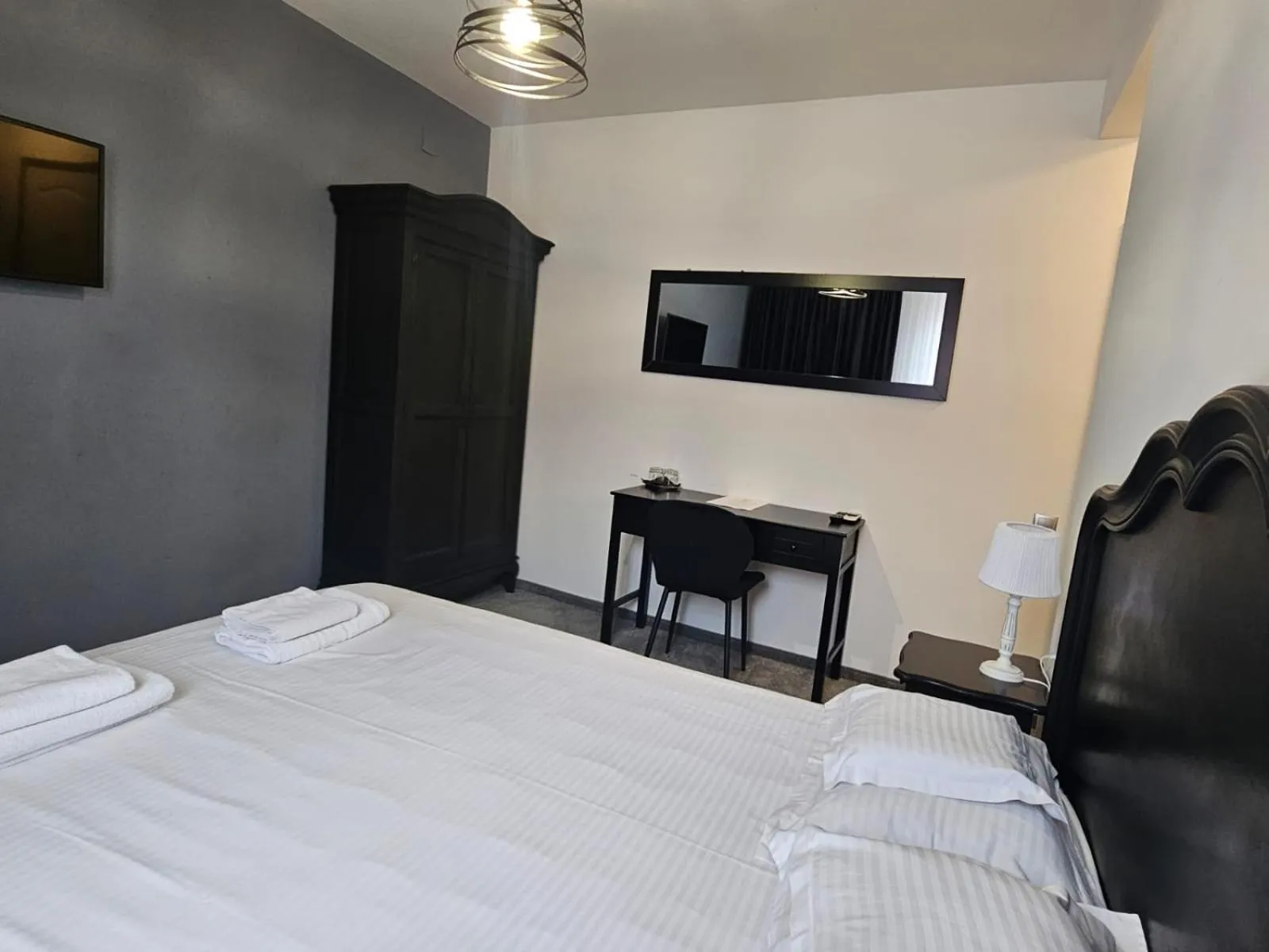 Bed in Meteor Central