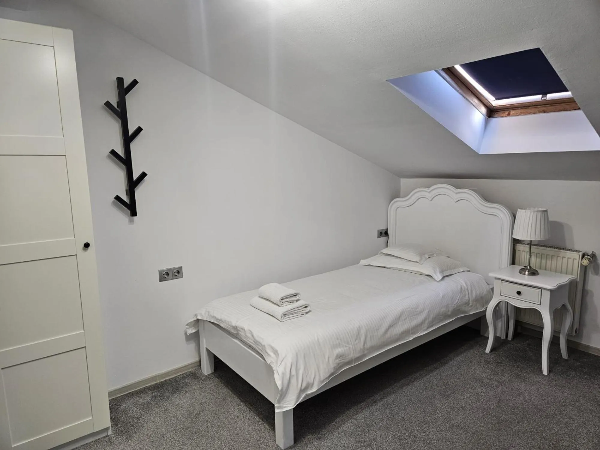 Bed in Meteor Central