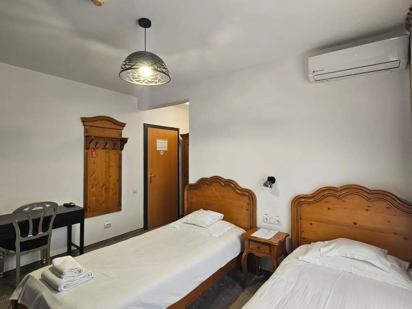 Bed in Meteor Central