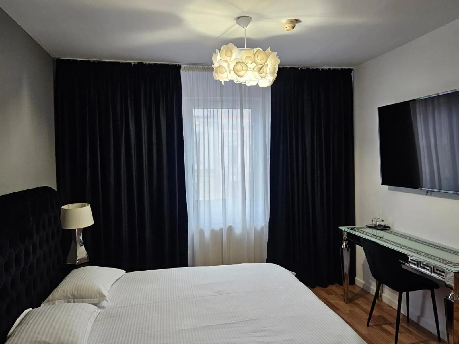 Bed in Meteor Central