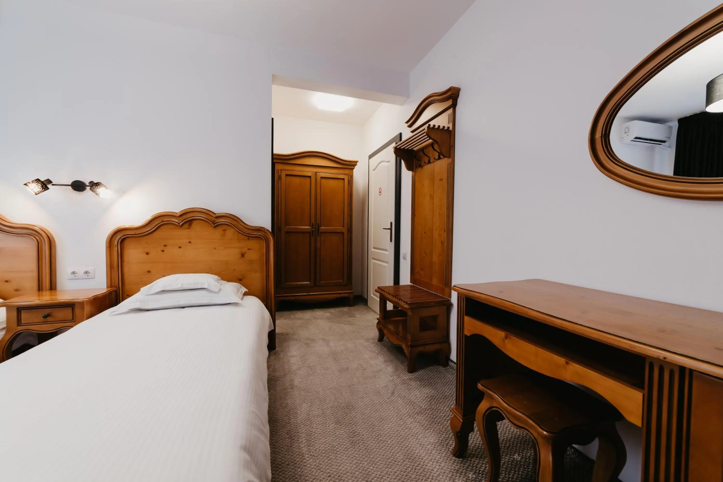 Bed in Meteor Central