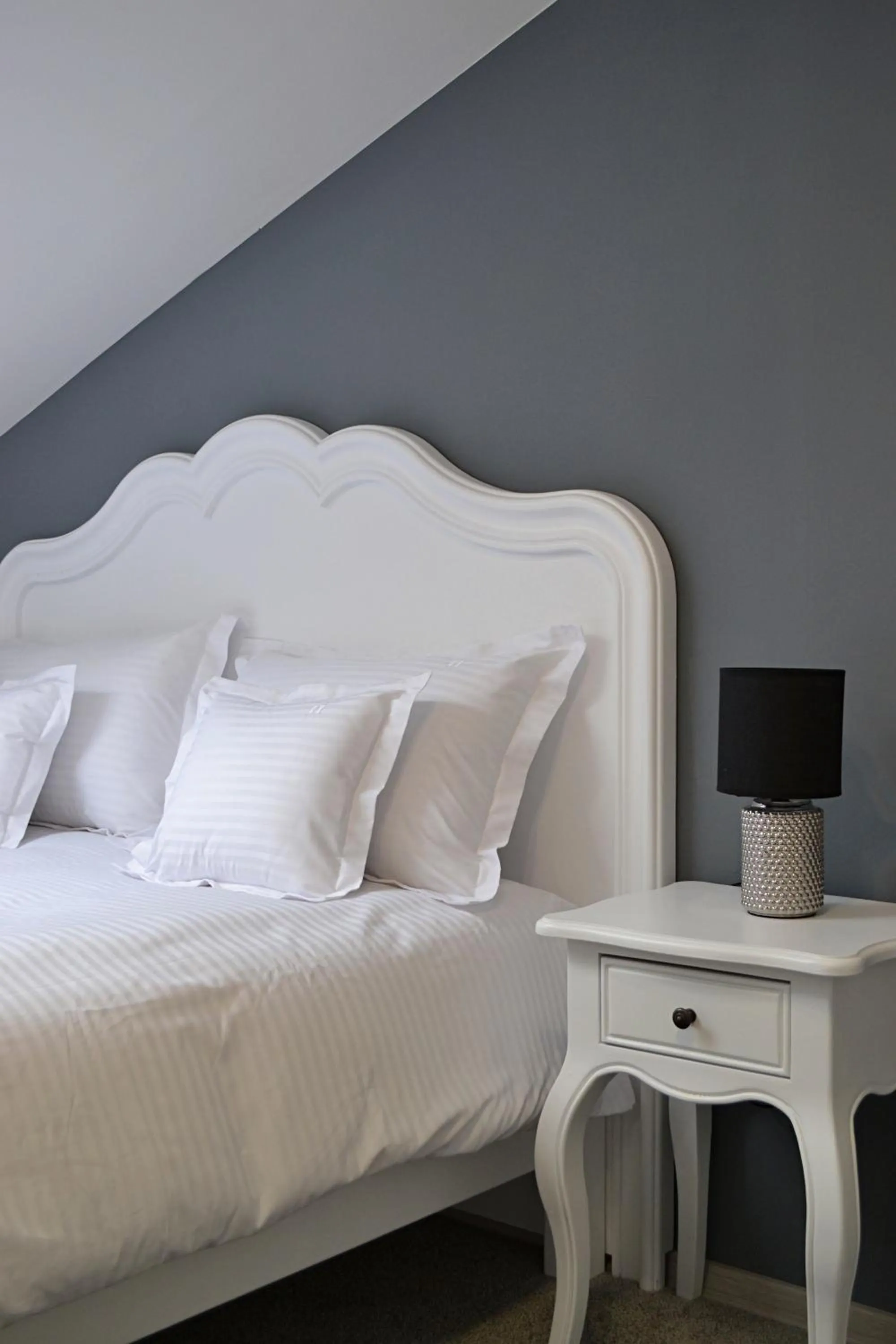 Bed in Meteor Central