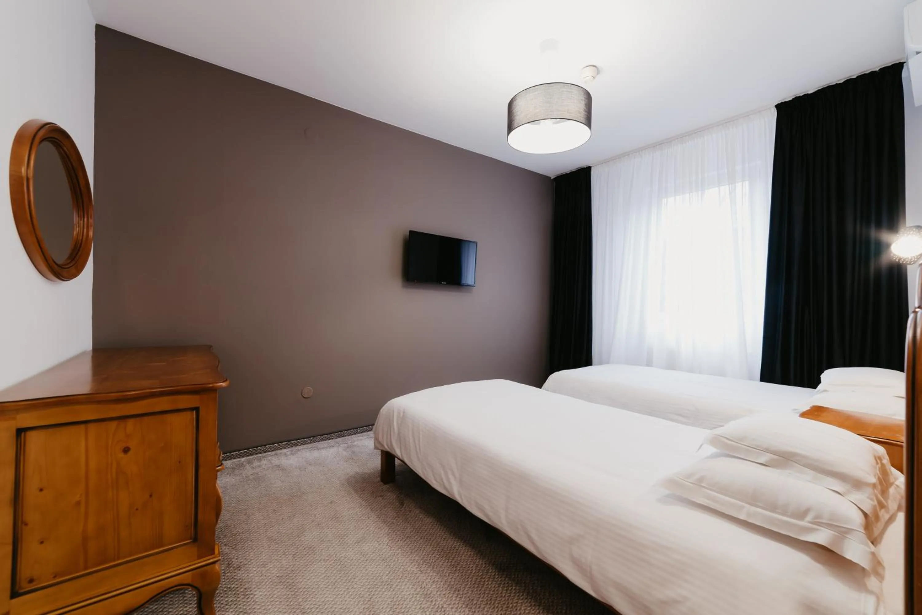 Bed in Meteor Central