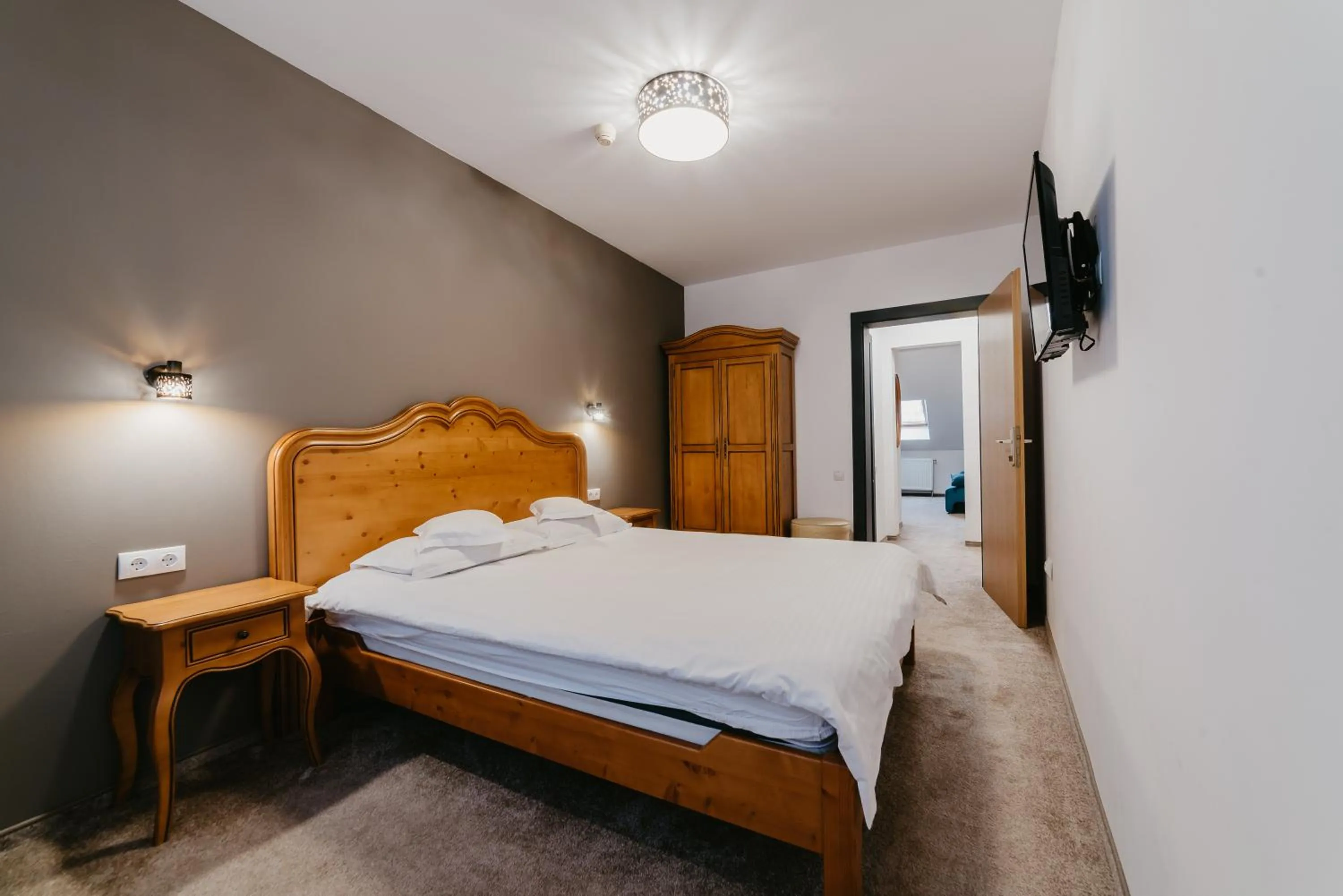 Bed in Meteor Central