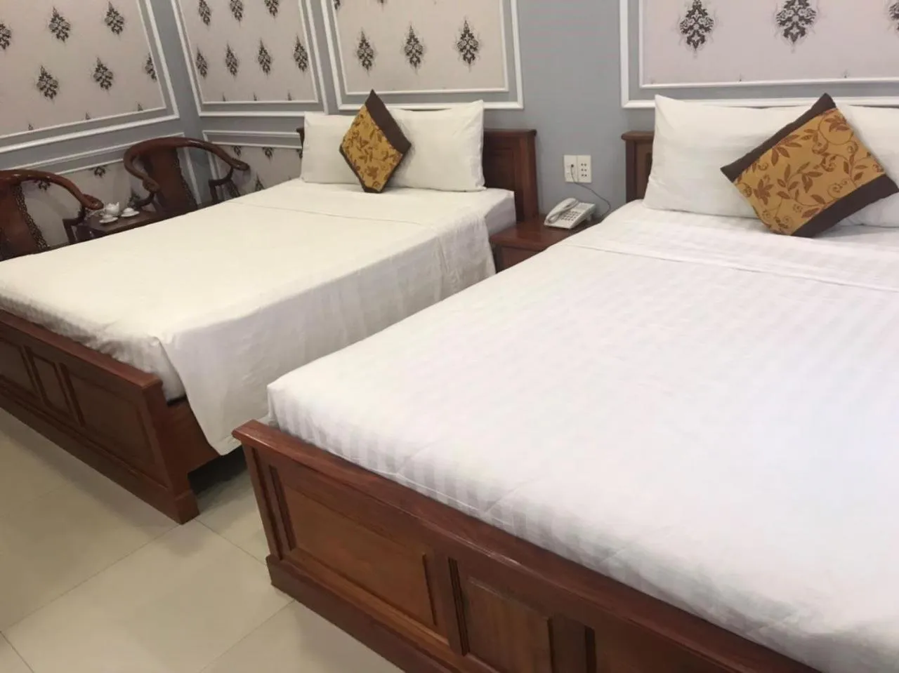 Bed in THANH TAI HOTEl 1