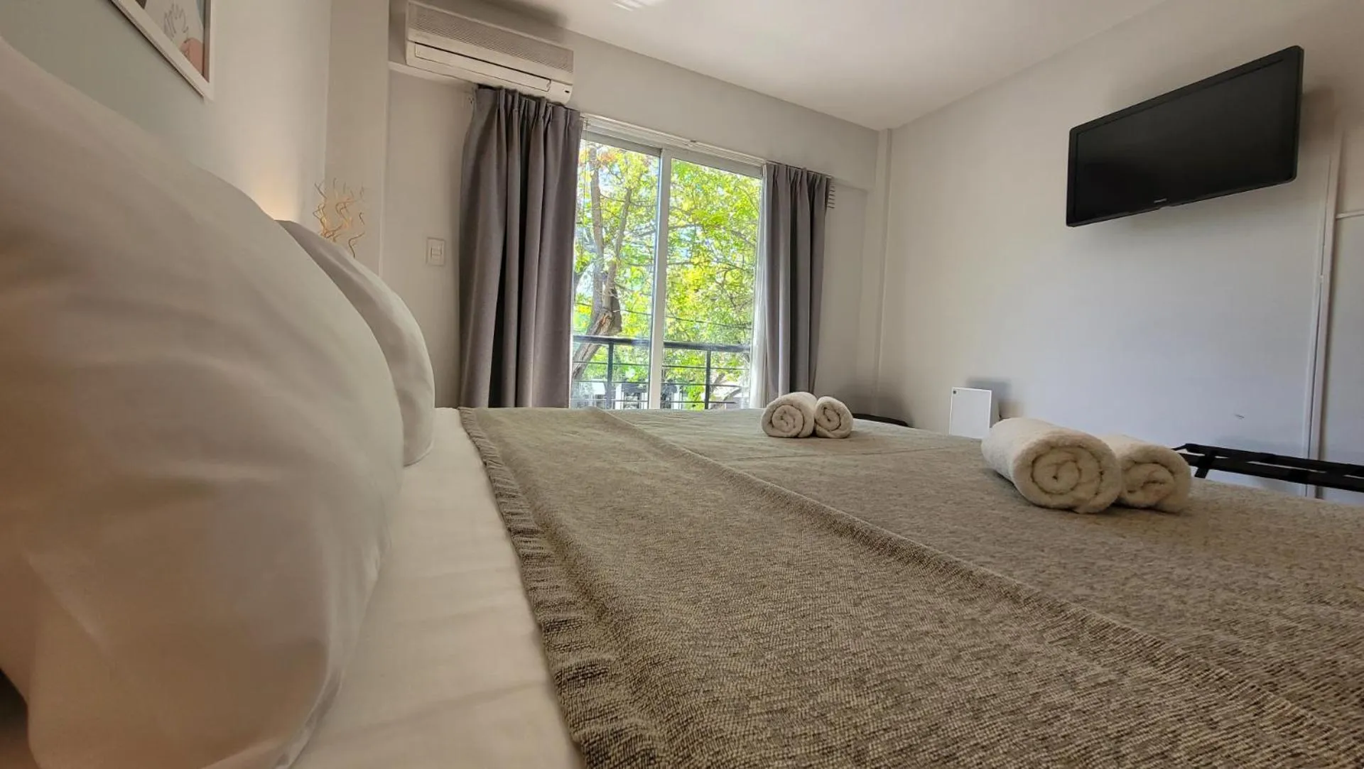 Bed in Soltigua Apart Hotel Mendoza