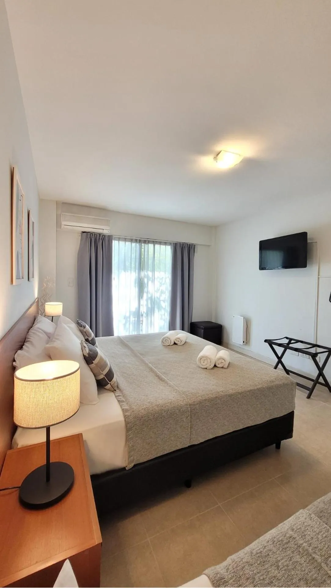 Bed in Soltigua Apart Hotel Mendoza