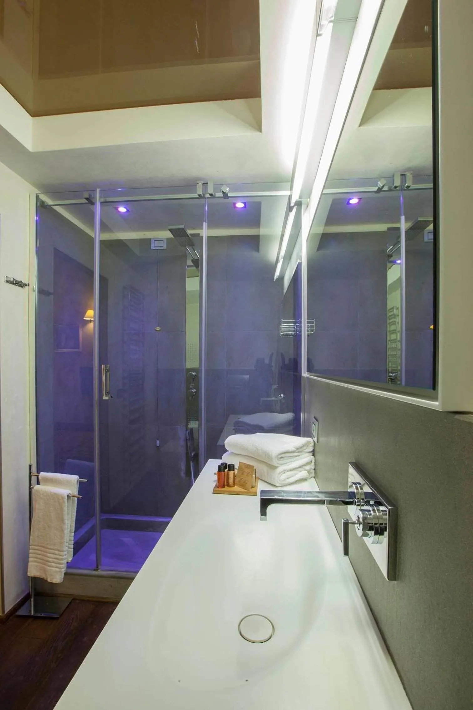 Bathroom in Palazzo Carletti