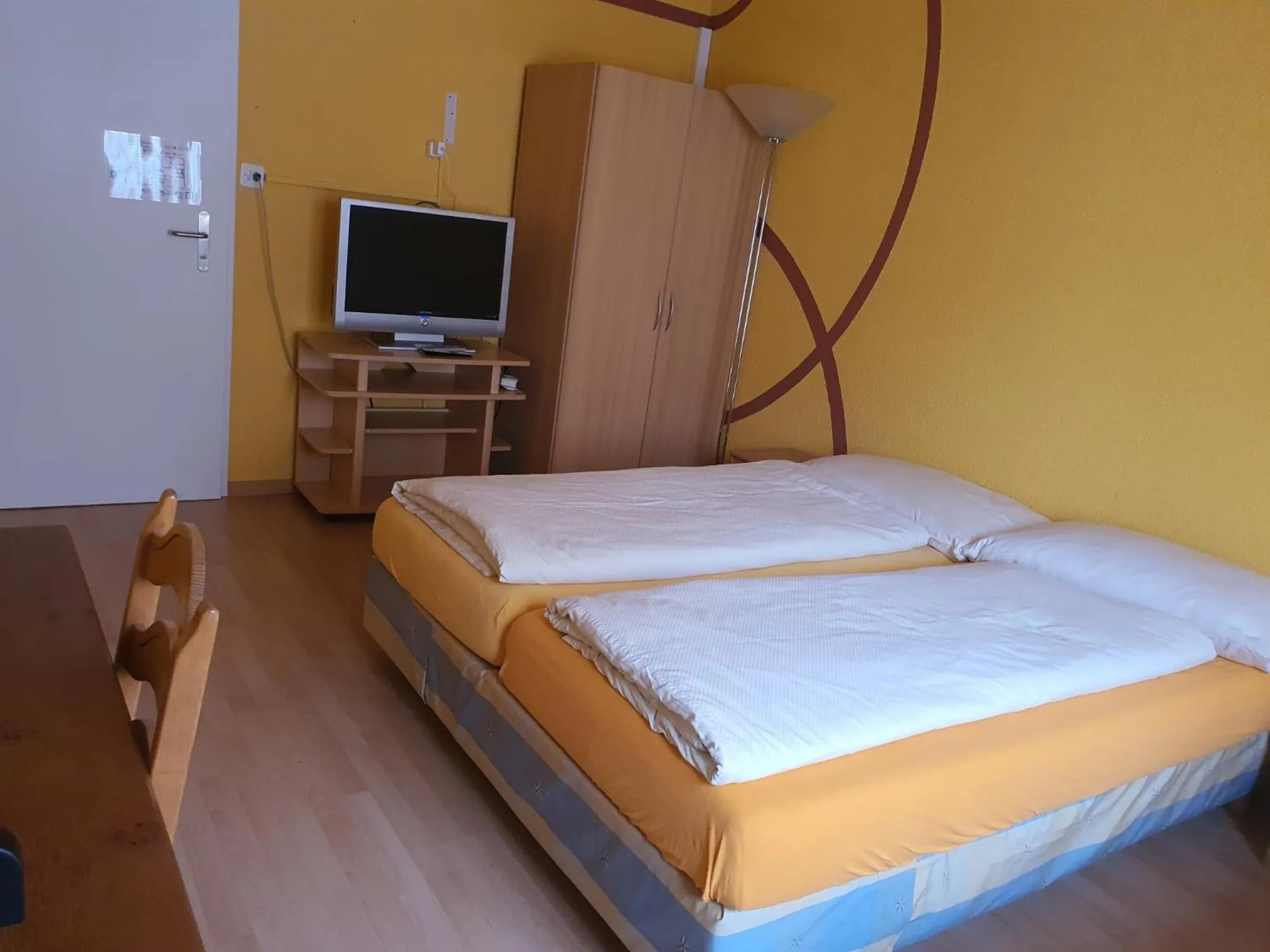 Bed in Hotel Klein Matterhorn