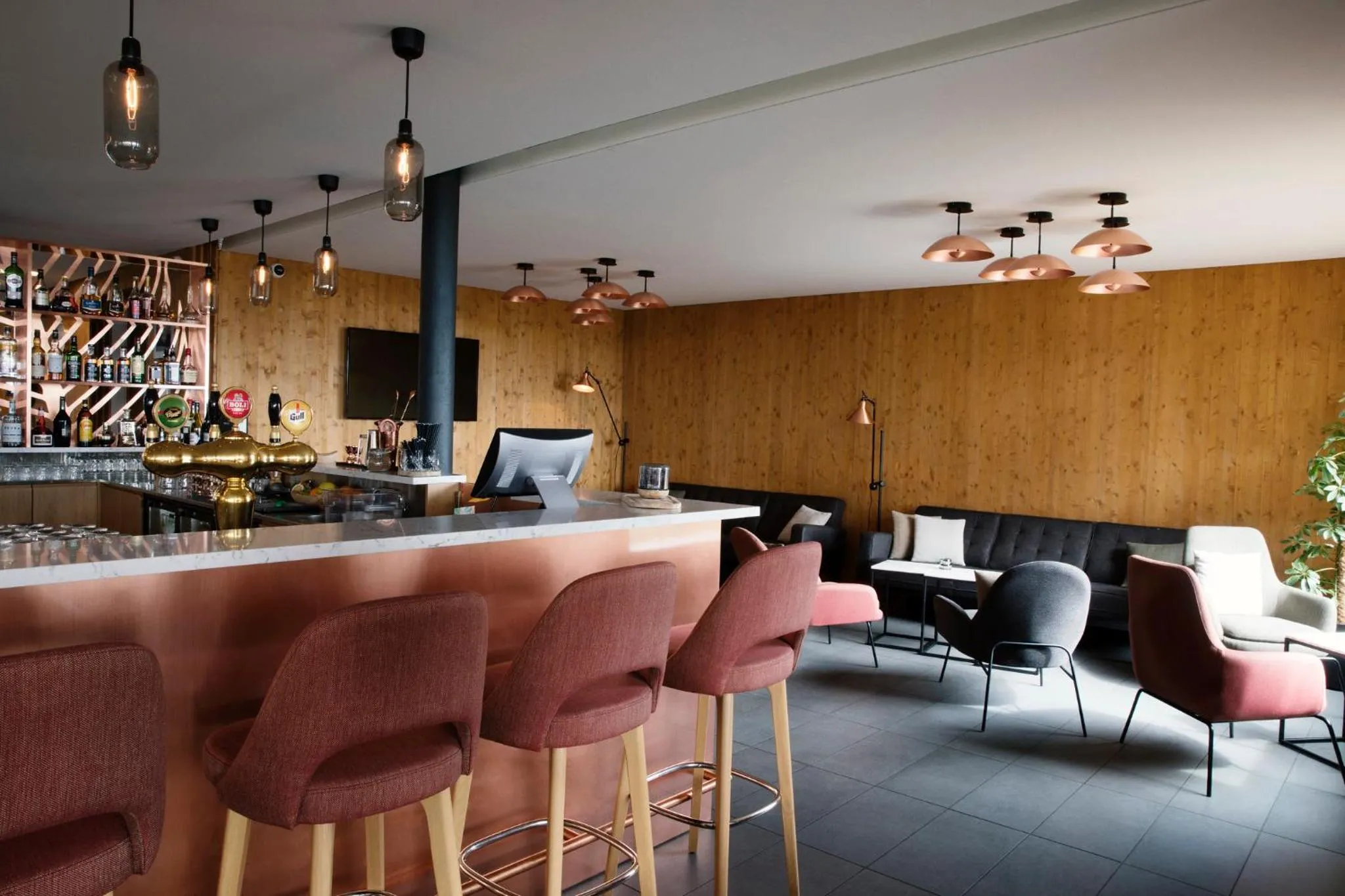 Lounge or bar in Fosshotel Mývatn