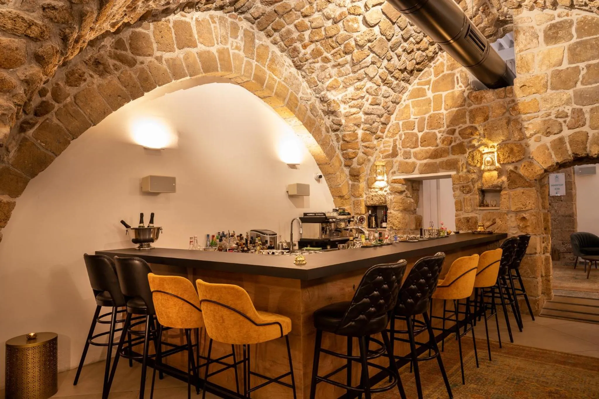 Property building in Akotika boutique