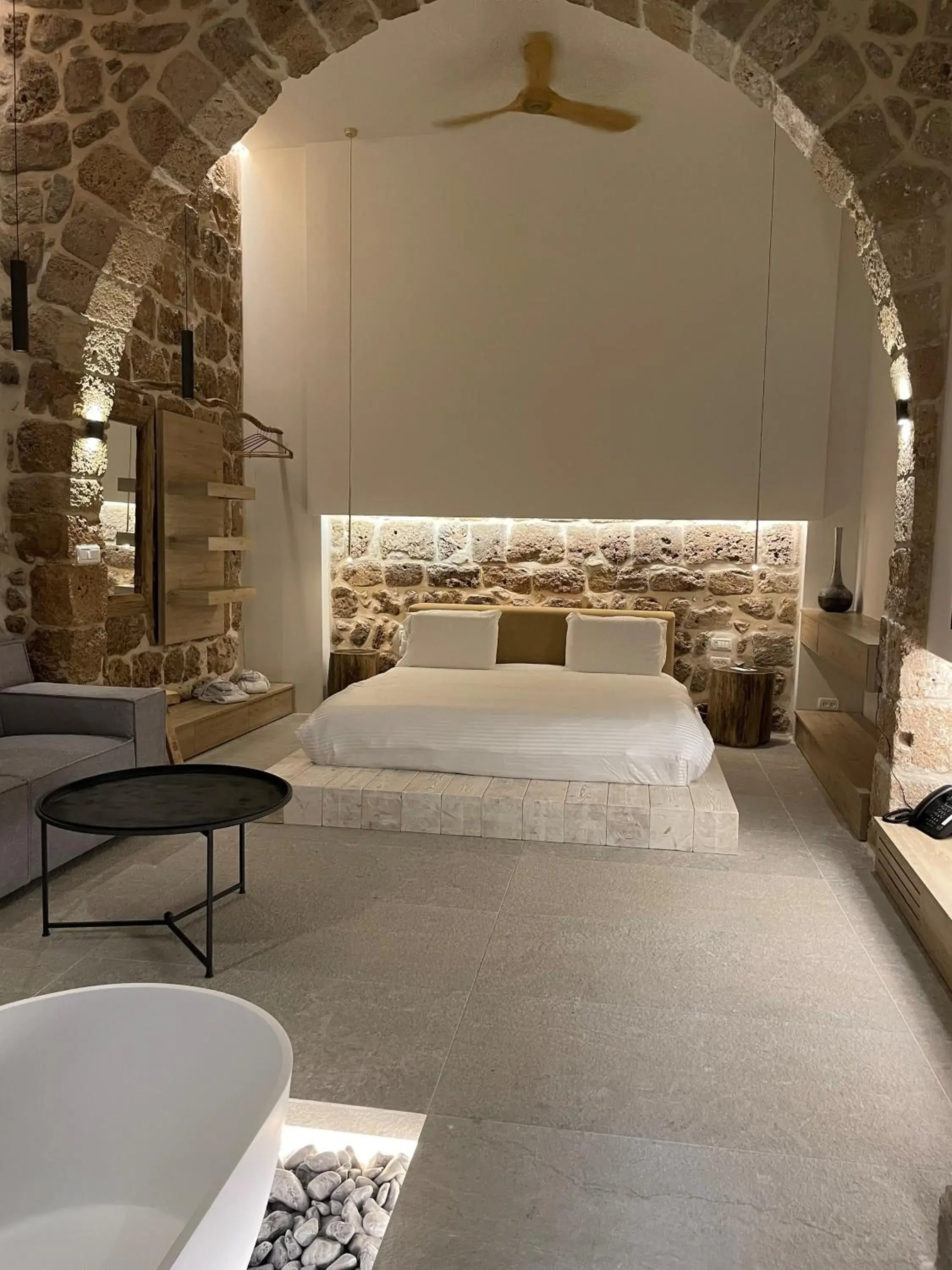 Executive Suite in Akotika boutique Executive Suite in Akotika boutique