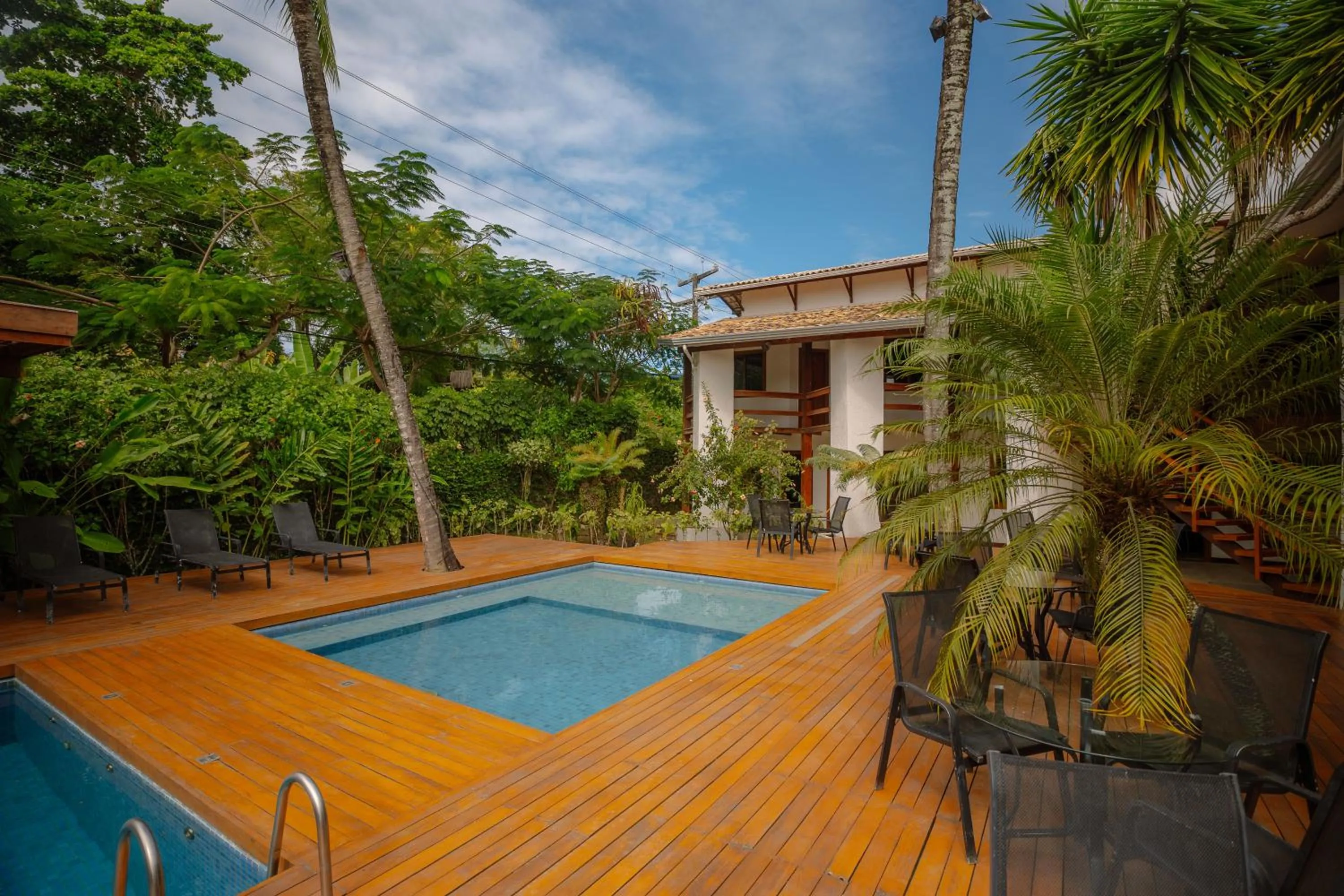 Swimming pool in Hotel Flamingo Beach by HC