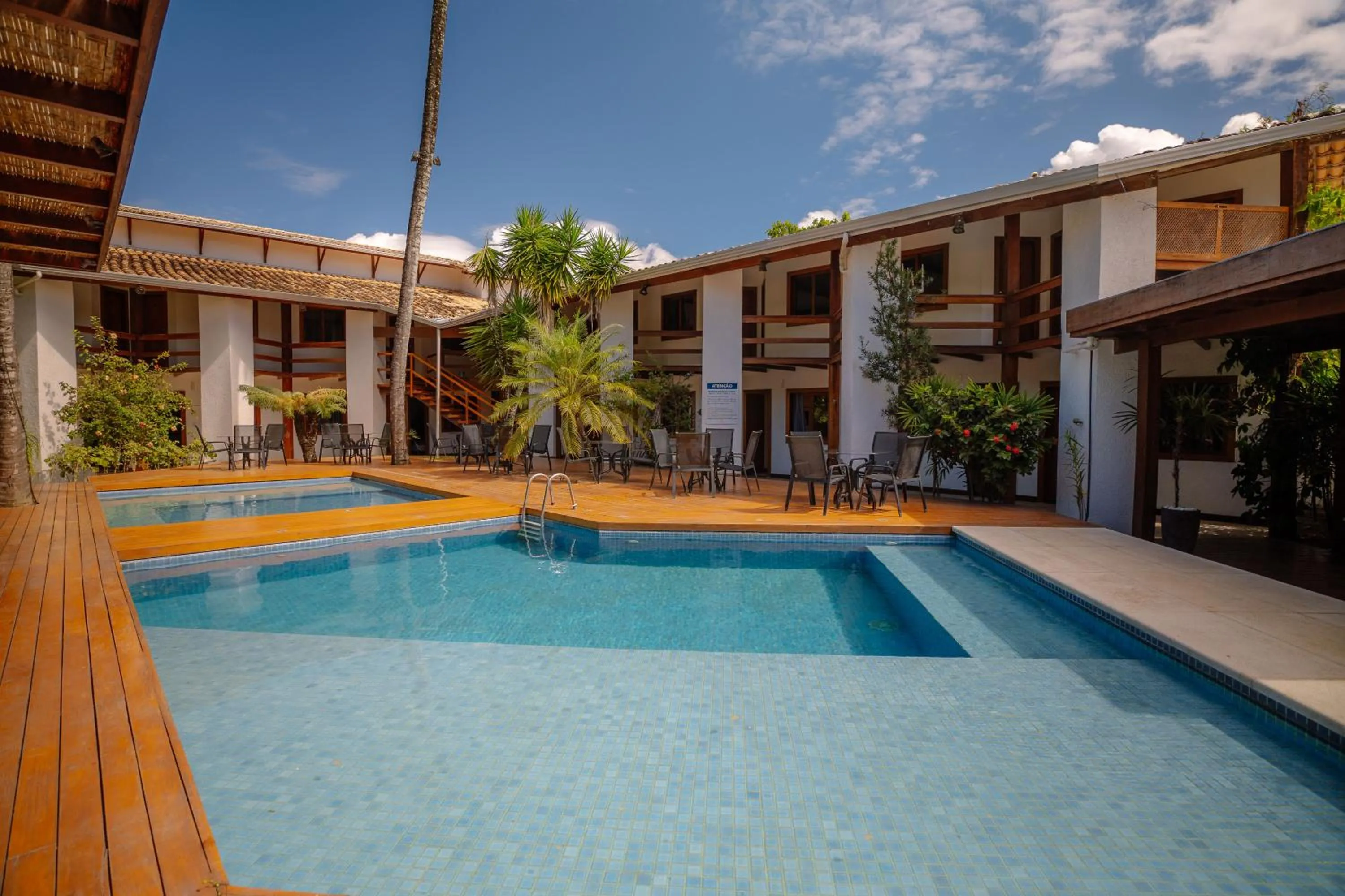 Swimming pool in Hotel Flamingo Beach by HC