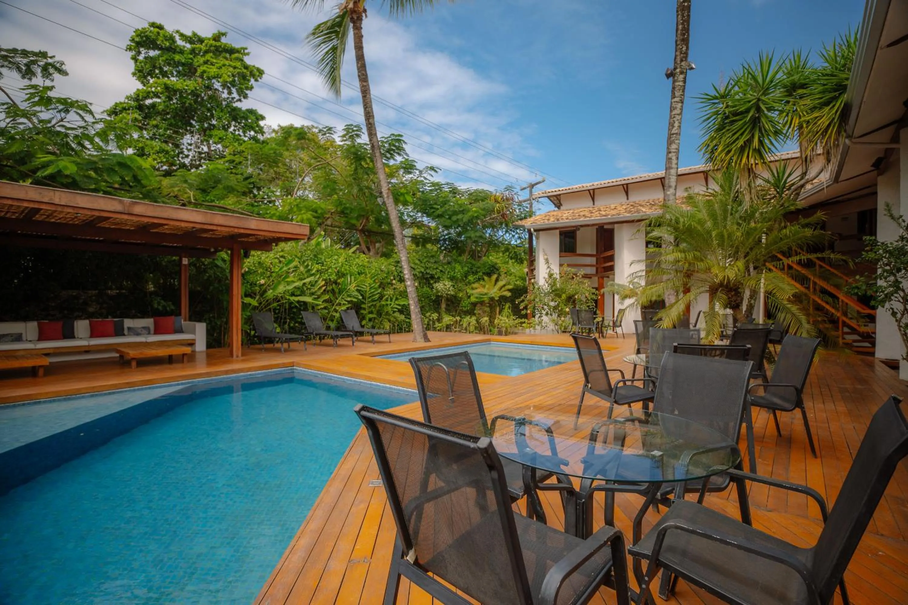 Swimming pool in Hotel Flamingo Beach by HC