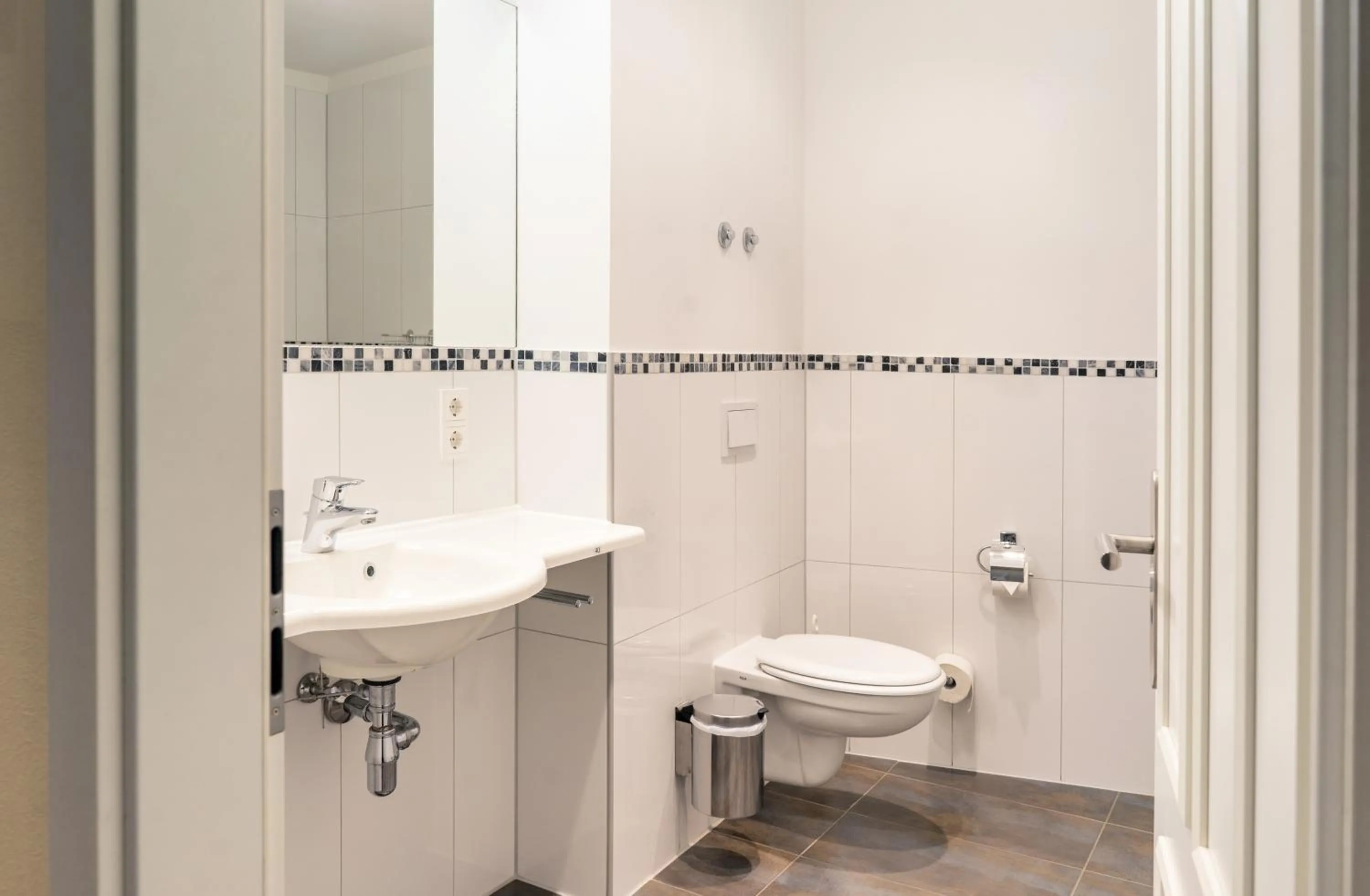 Shower in SchlafGut AppartementHotel