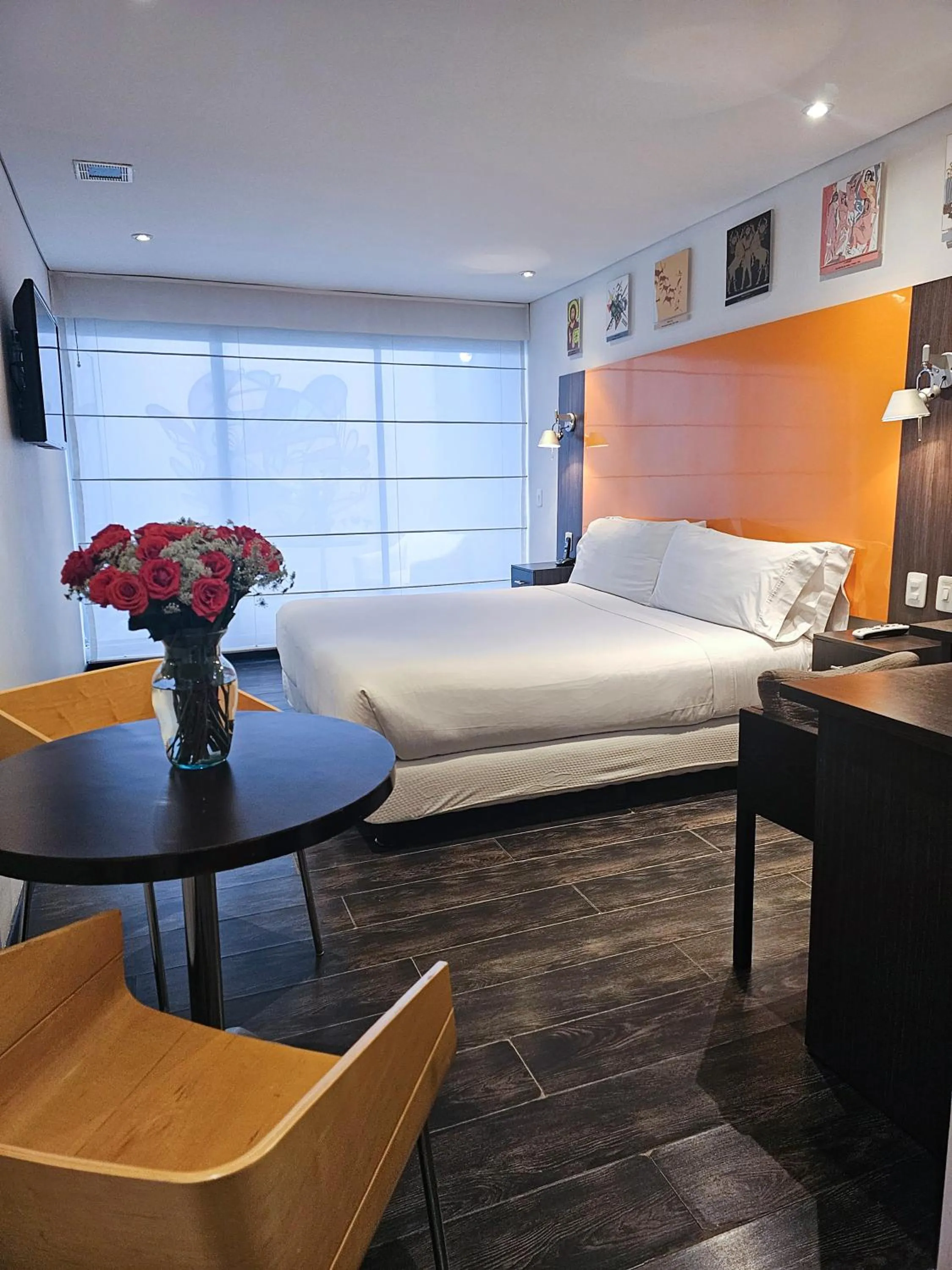 Bed in Hotel 104 Art Suites