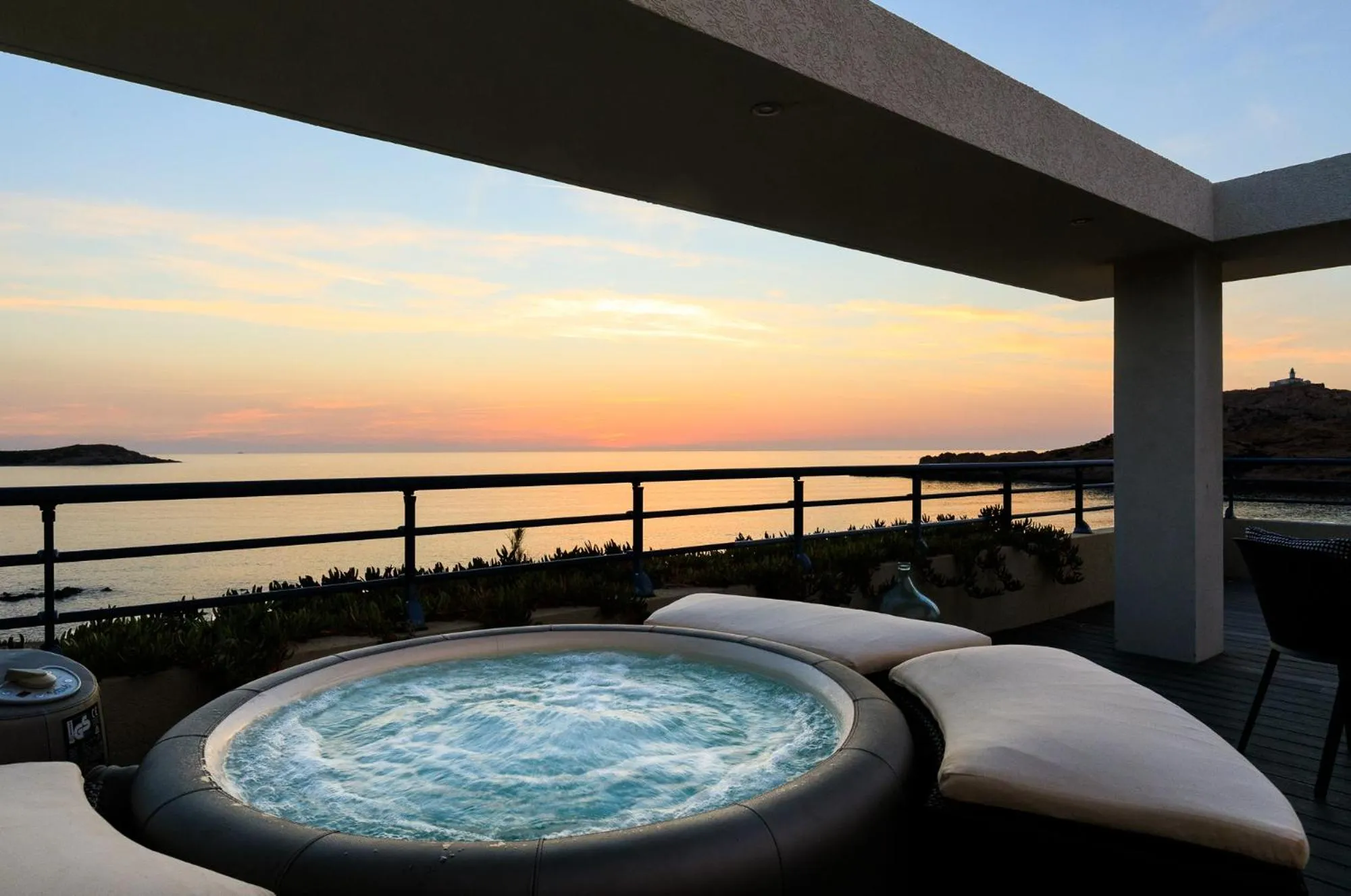 Patio in Best Western Premier Santa Maria