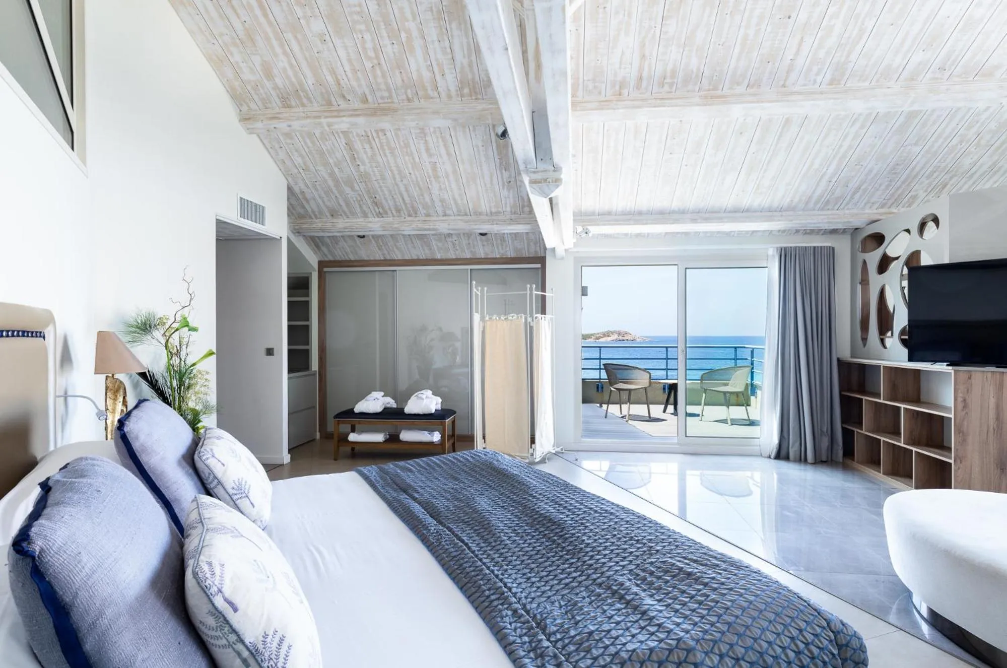 Bedroom, Bed in Best Western Premier Santa Maria