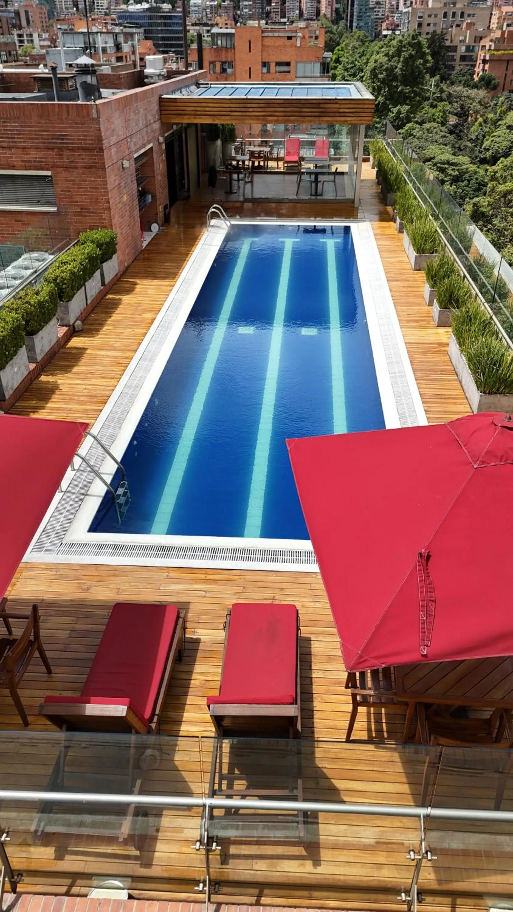 Swimming pool in Cité Hotel