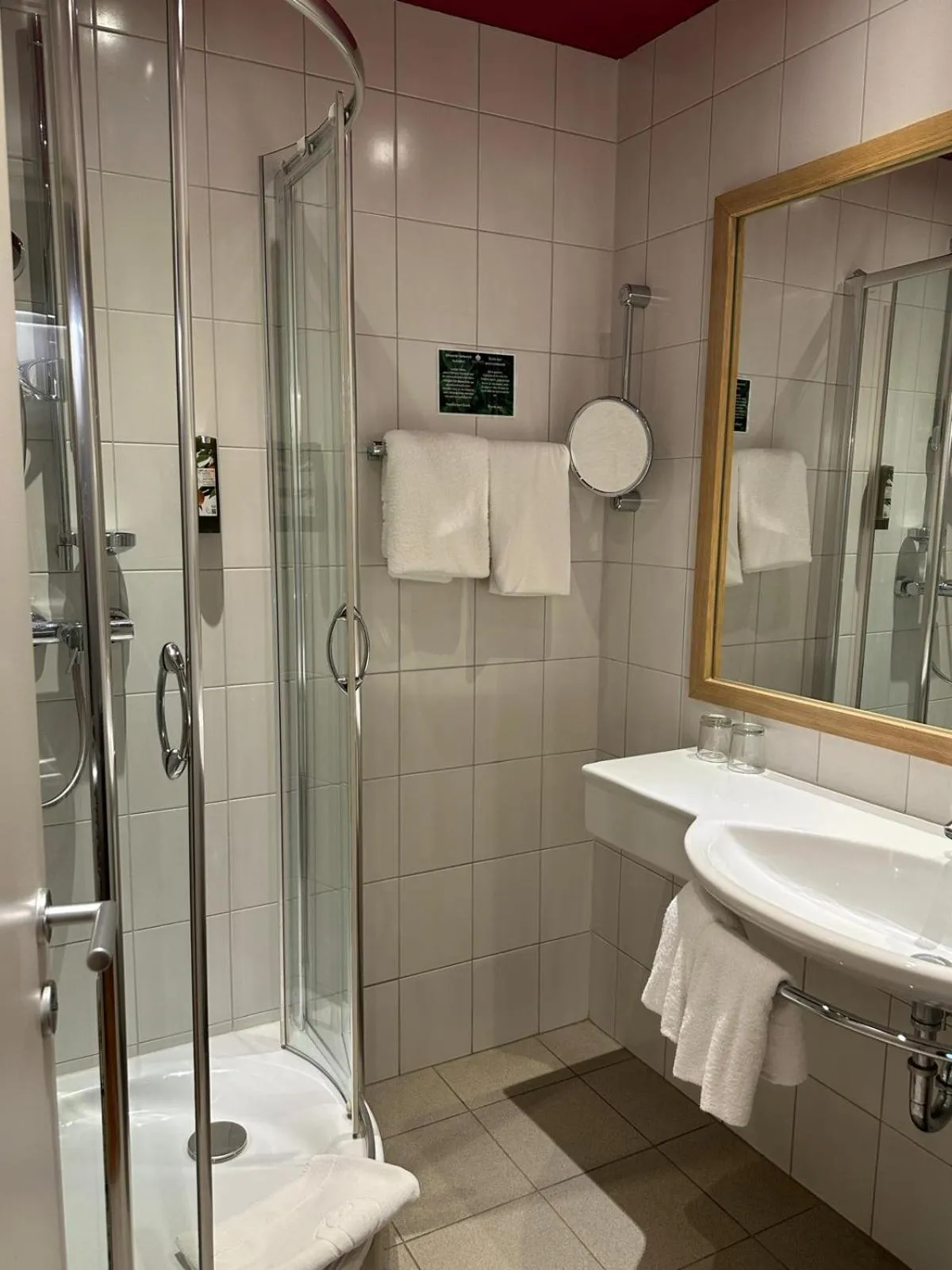 Bathroom in Hotel Krainerhütte