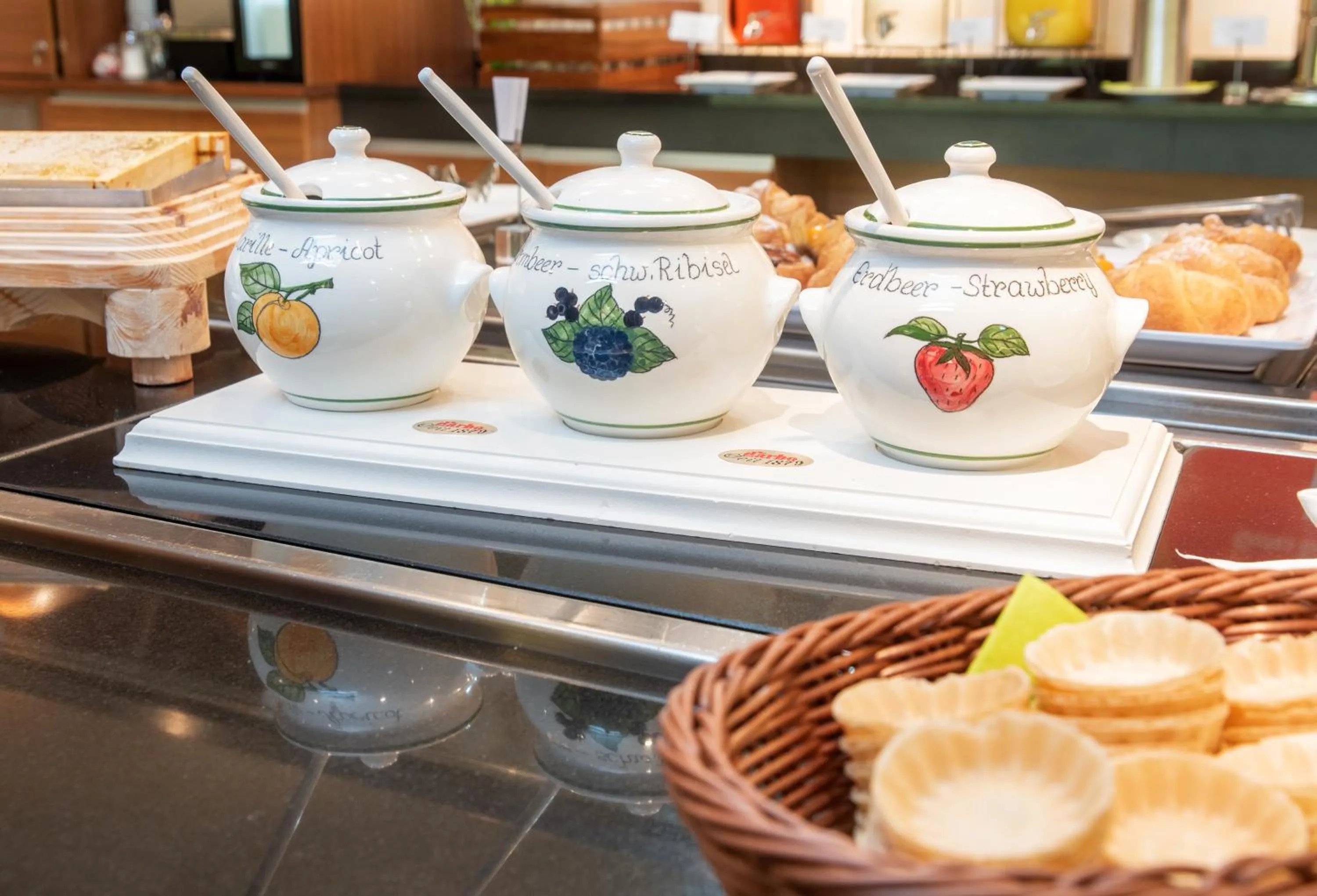 Breakfast in Hotel Krainerhütte