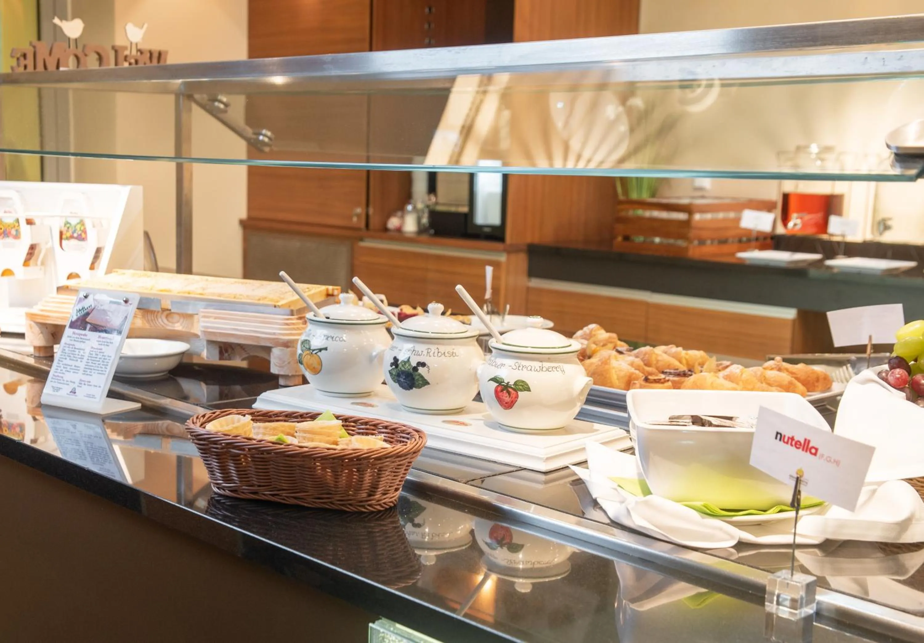 Breakfast in Hotel Krainerhütte