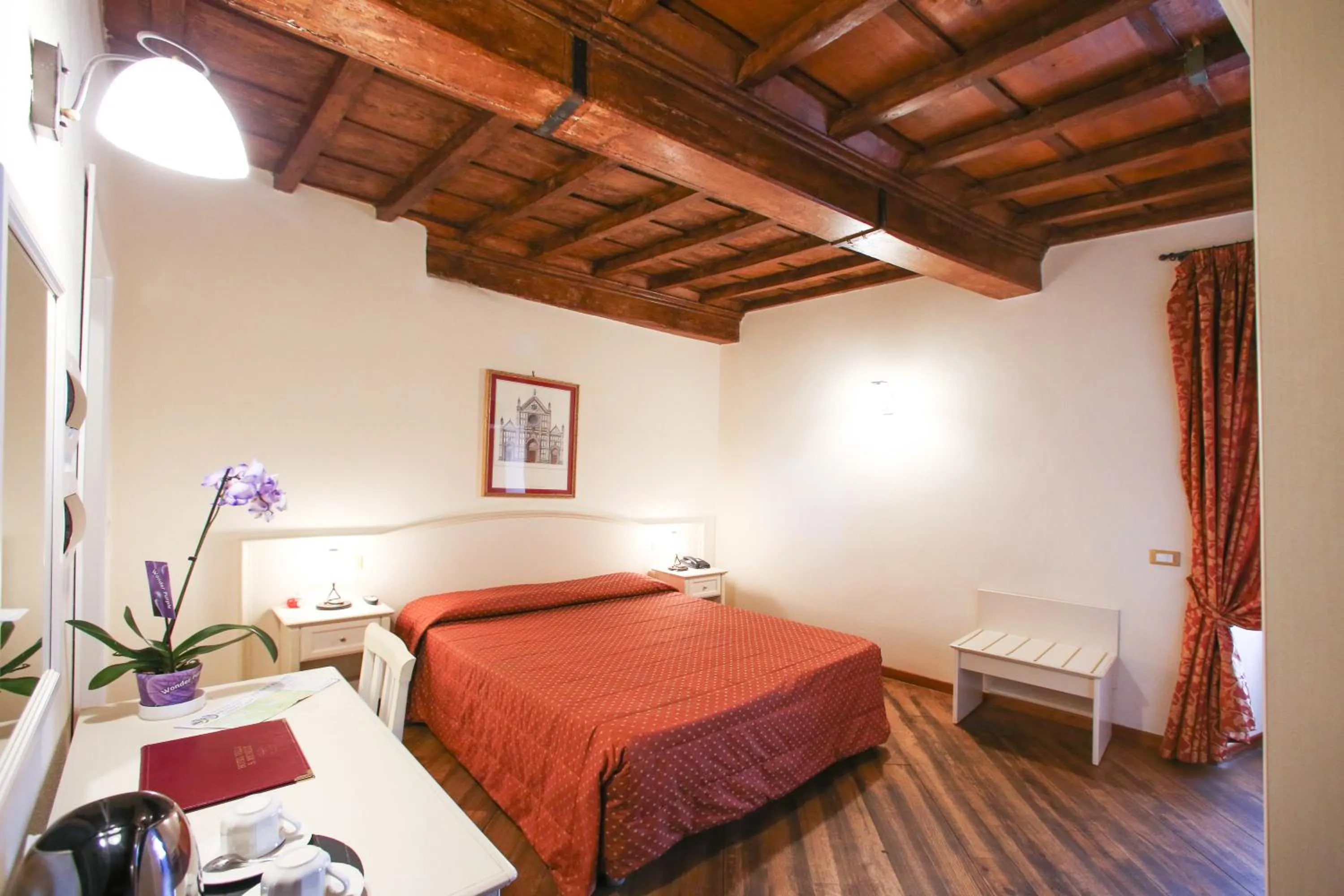 Photo of the whole room, Bed in Hotel Villa San Michele