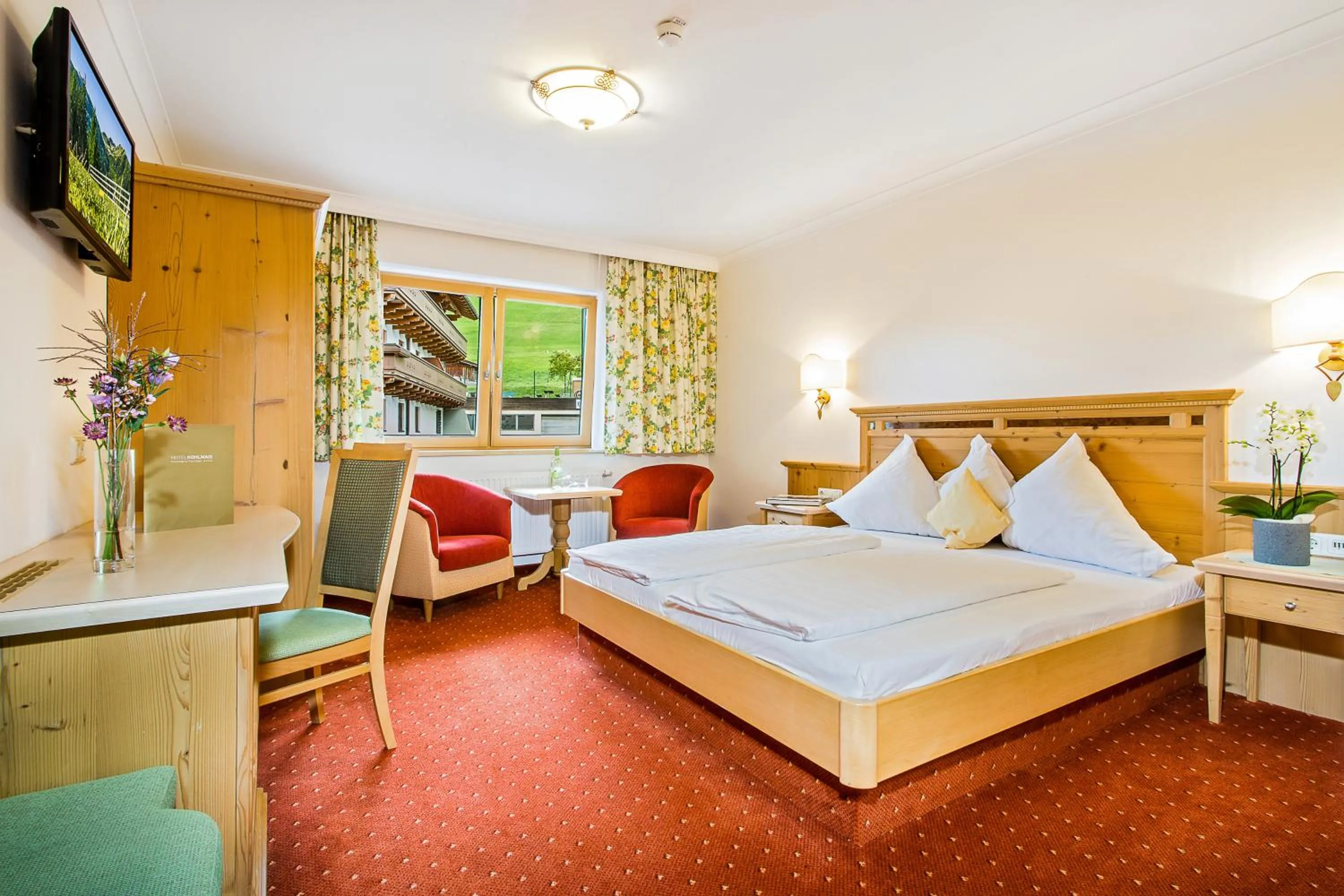 Photo of the whole room, Bed in Hotel Das Kohlmais - direkt an der Kohlmaisbahn