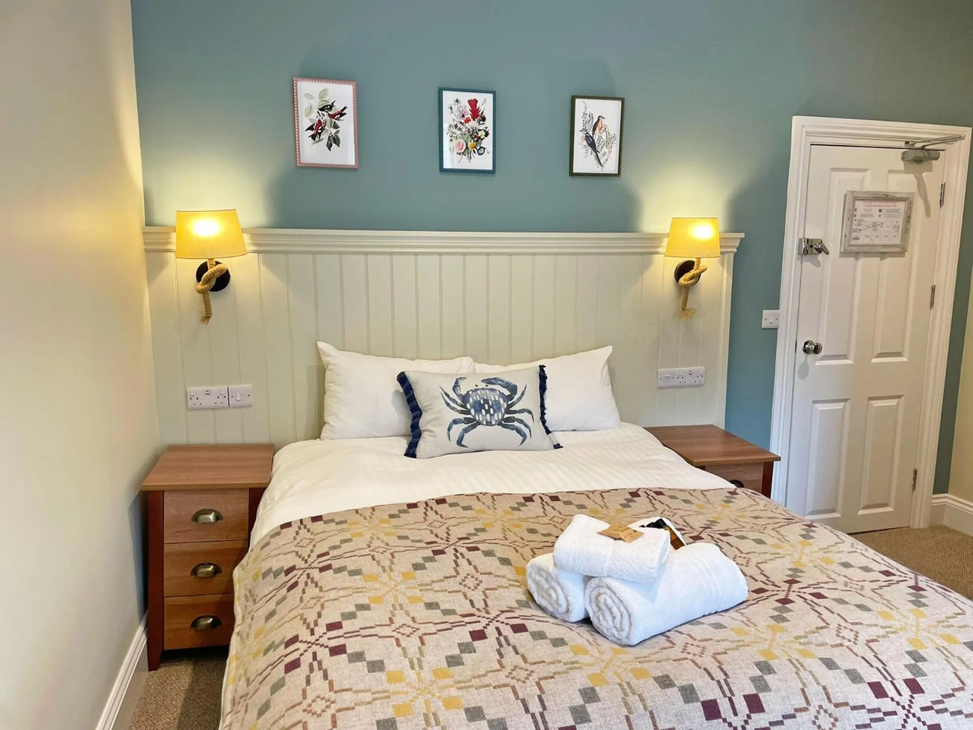 Bedroom, Bed in The Glengower