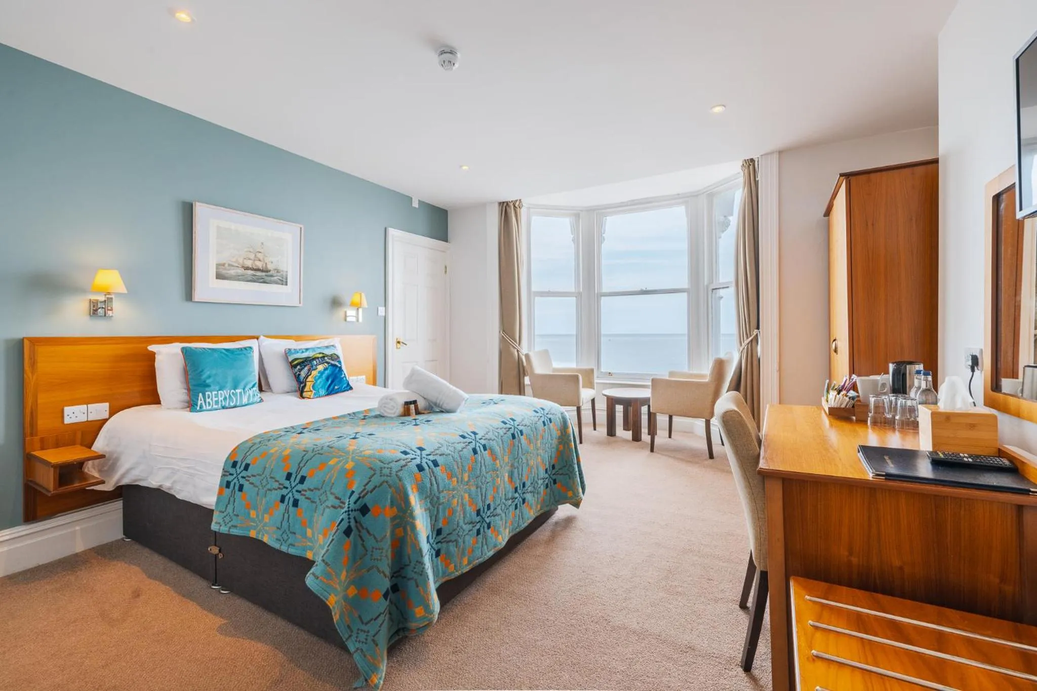 Bedroom, Bed in The Glengower