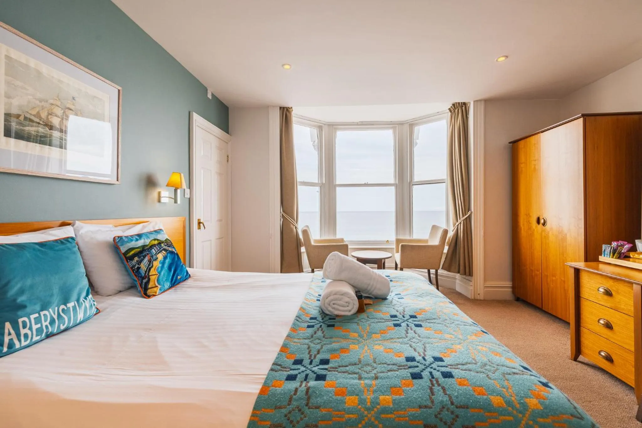 Bedroom, Bed in The Glengower