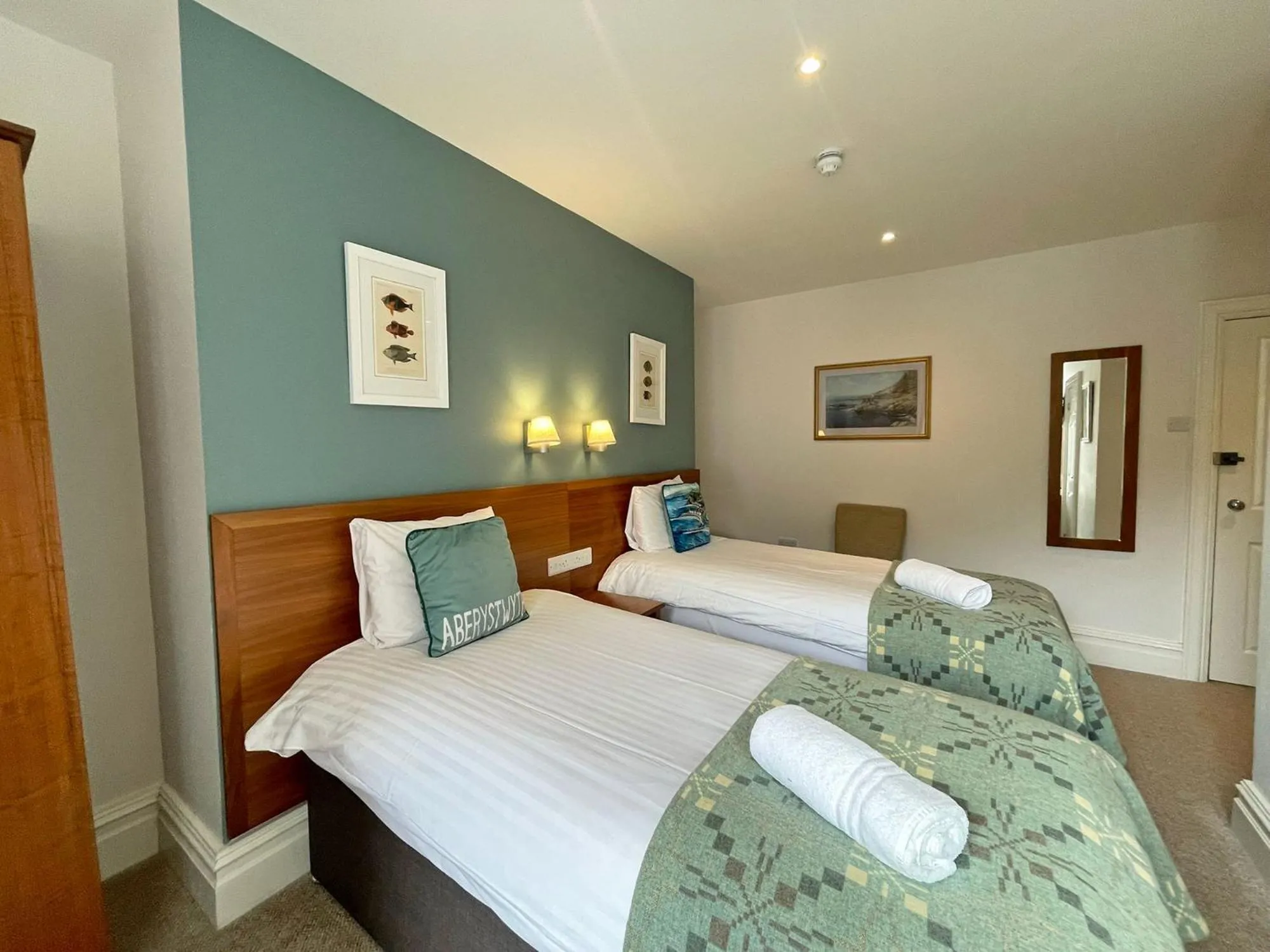 Bedroom, Bed in The Glengower