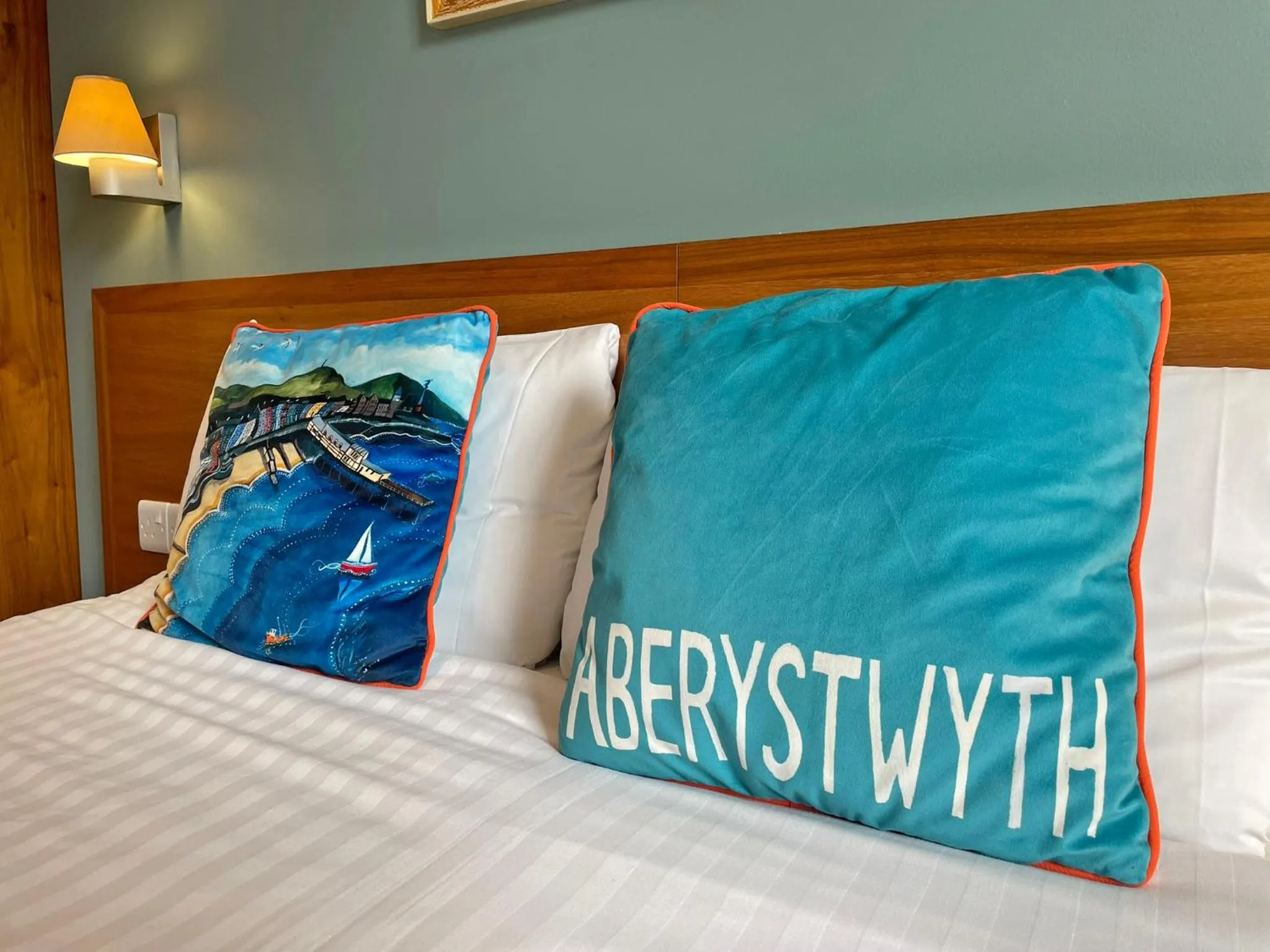 Bedroom, Bed in The Glengower