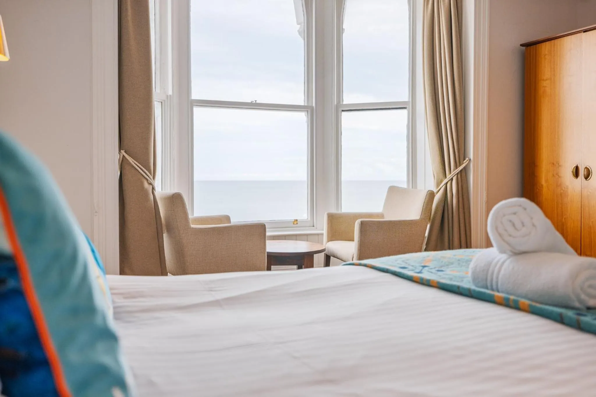 Bedroom, Bed in The Glengower