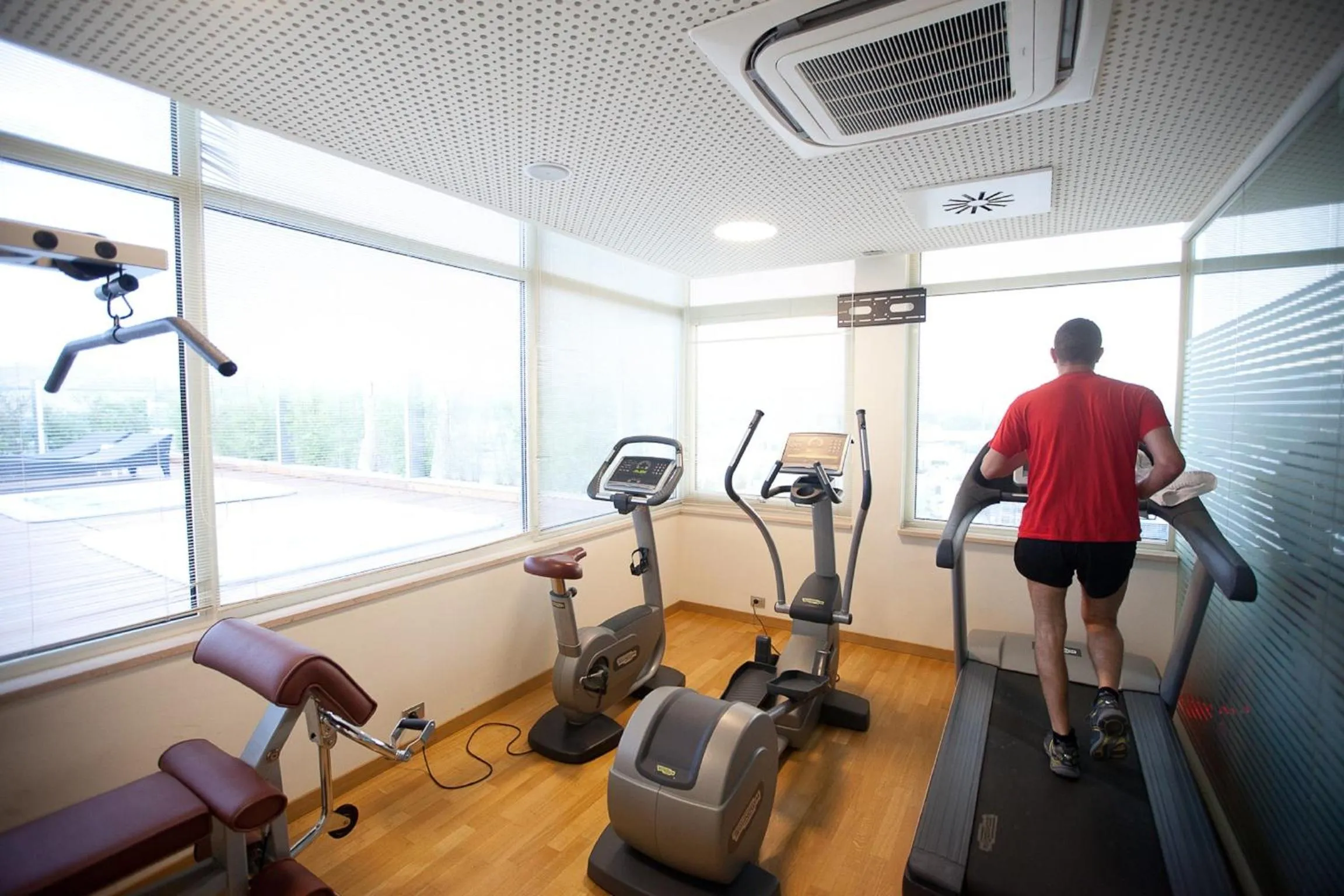 Fitness centre/facilities in Breaking Business Hotel