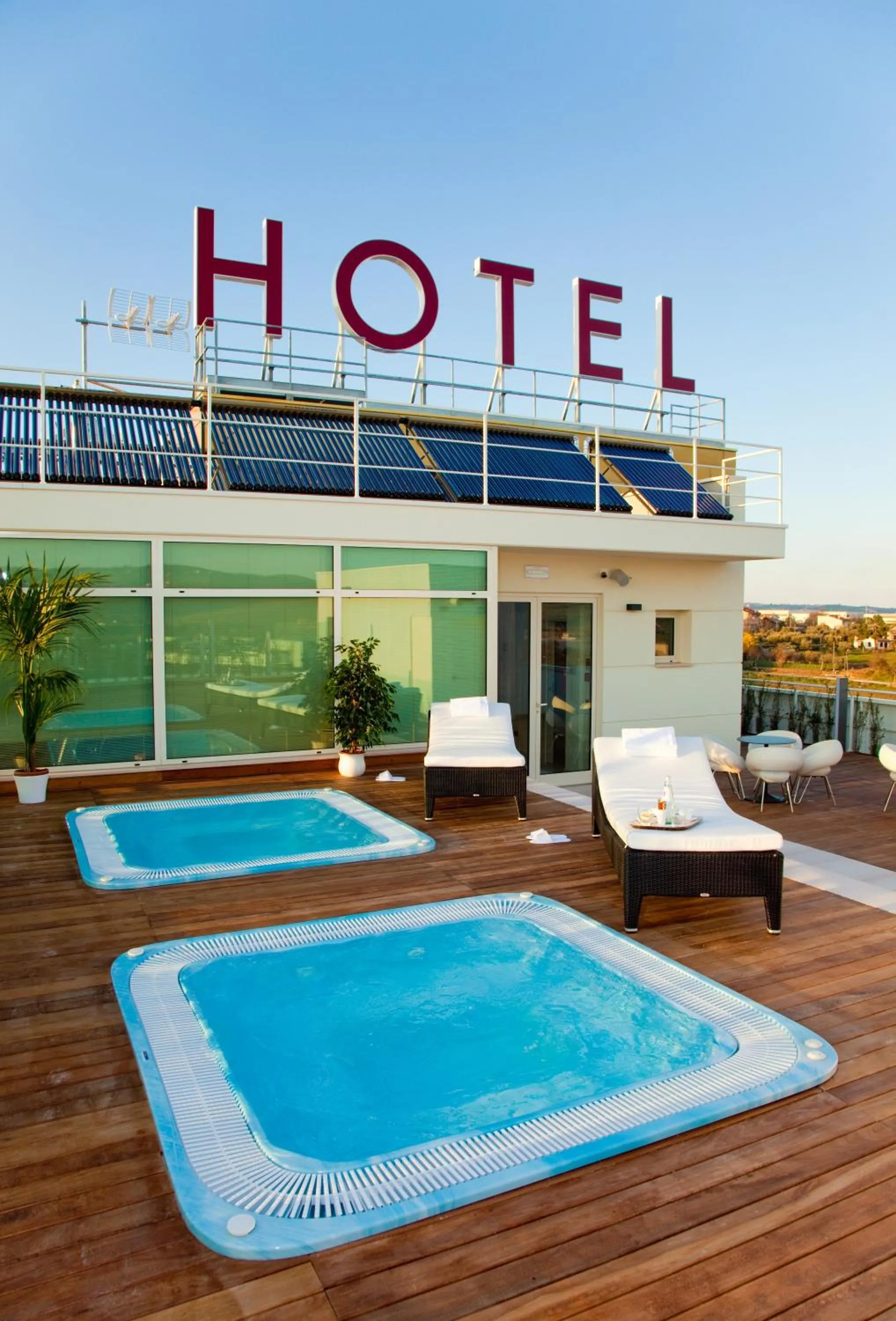 Day in Breaking Business Hotel